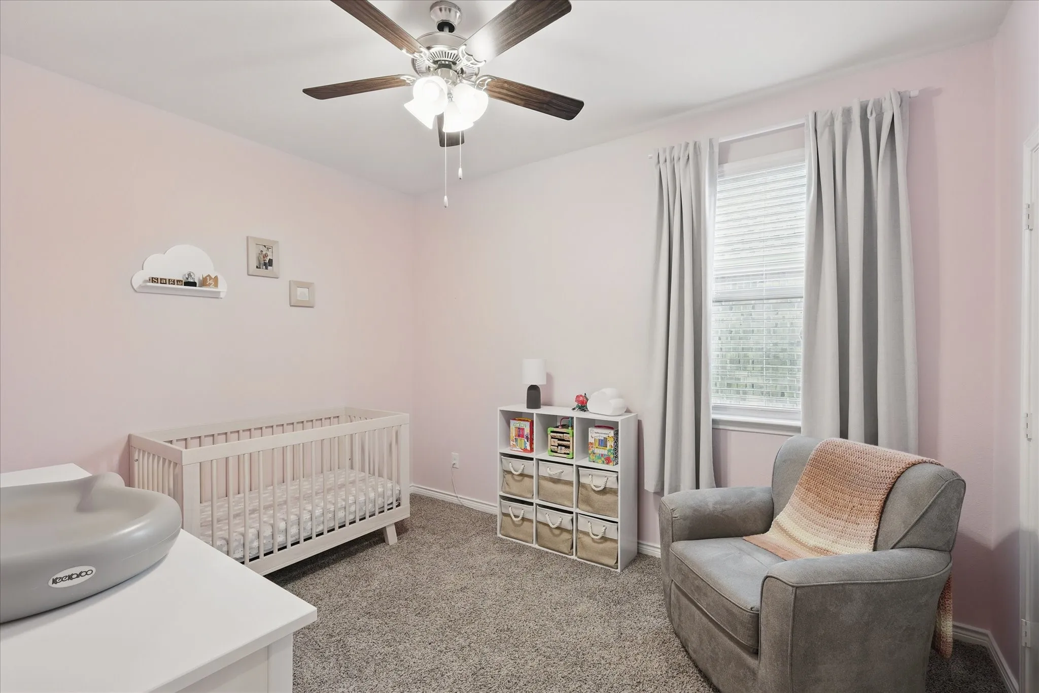 Single Family Residence For Rent in Denton County , 3409 Brady Starr Drive, Aubrey, Texas 76227, 3 Bedroom, 2 Bathroom, 2 Garage spaces, 1,523 Sqft, built in 2022, mls#21405863, Real Estate Agent in Aubrey, Homes For Rent in Denton county, Homes For Rent in Aubrey, Realtor in Aubrey Texas, Real Estate Brokerage Independent Realty Texas, Luminita Cordes Realtor