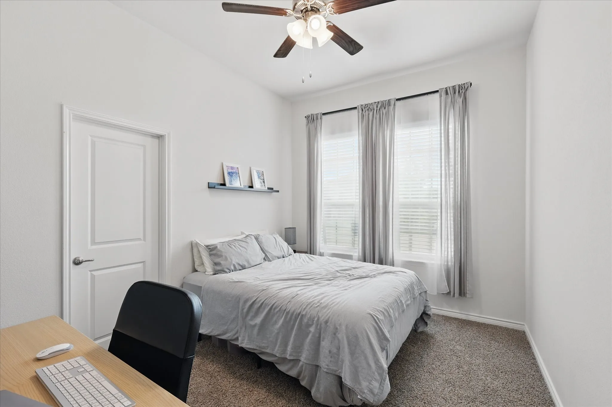 Single Family Residence For Rent in Denton County , 3409 Brady Starr Drive, Aubrey, Texas 76227, 3 Bedroom, 2 Bathroom, 2 Garage spaces, 1,523 Sqft, built in 2022, mls#21405863, Real Estate Agent in Aubrey, Homes For Rent in Denton county, Homes For Rent in Aubrey, Realtor in Aubrey Texas, Real Estate Brokerage Independent Realty Texas, Luminita Cordes Realtor
