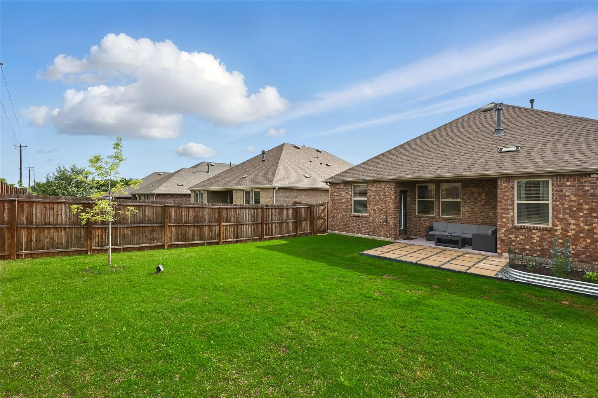 Single Family Residence For Rent in Denton County , 3409 Brady Starr Drive, Aubrey, Texas 76227, 3 Bedroom, 2 Bathroom, 2 Garage spaces, 1,523 Sqft, built in 2022, mls#21405863, Real Estate Agent in Aubrey, Homes For Rent in Denton county, Homes For Rent in Aubrey, Realtor in Aubrey Texas, Real Estate Brokerage Independent Realty Texas, Luminita Cordes Realtor