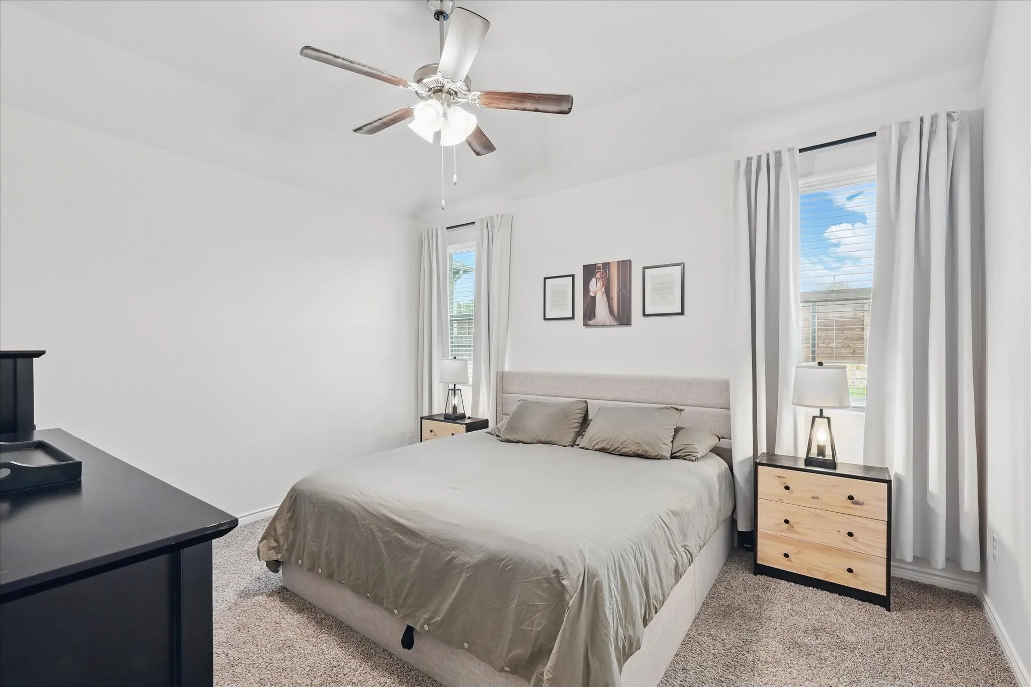 Single Family Residence For Rent in Denton County , 3409 Brady Starr Drive, Aubrey, Texas 76227, 3 Bedroom, 2 Bathroom, 2 Garage spaces, 1,523 Sqft, built in 2022, mls#21405863, Real Estate Agent in Aubrey, Homes For Rent in Denton county, Homes For Rent in Aubrey, Realtor in Aubrey Texas, Real Estate Brokerage Independent Realty Texas, Luminita Cordes Realtor