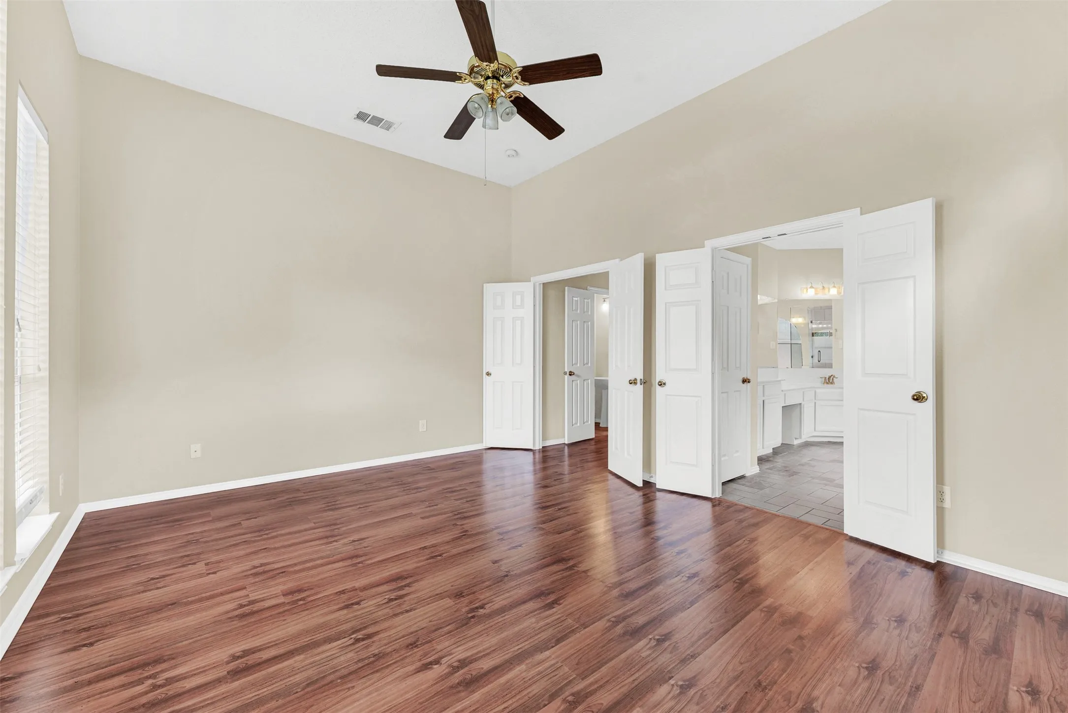 Single Family Residence For Sale in Collin County , 1101 Easton Lane, Allen, Texas 75002, 3 Bedroom, 3 Bathroom, 2 Garage spaces, 2,466 Sqft, built in 1994, mls#21405012, Real Estate Agent in Allen, Homes For Sale in Collin county, Homes For Sale in Allen, Realtor in Allen Texas, Real Estate Brokerage Independent Realty Texas, Luminita Cordes Realtor