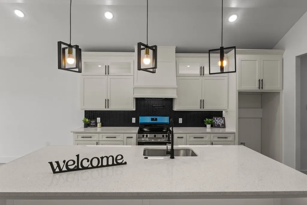 Single Family Residence For Sale in Van Zandt County , 183 Private Road 8642, Canton, Texas 75103, 4 Bedroom, 3 Bathroom, 2 Garage spaces, 2,450 Sqft, built in 2026, mls#21405879, Real Estate Agent in Canton, Homes For Sale in Van Zandt county, Homes For Sale in Canton, Realtor in Canton Texas, Real Estate Brokerage Independent Realty Texas, Luminita Cordes Realtor