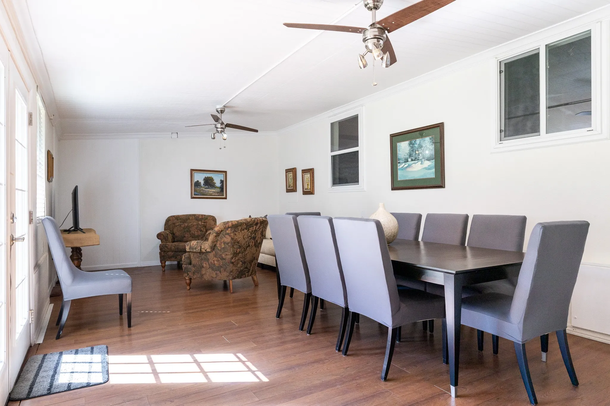 Bonus room with 2nd Dining and Living areas