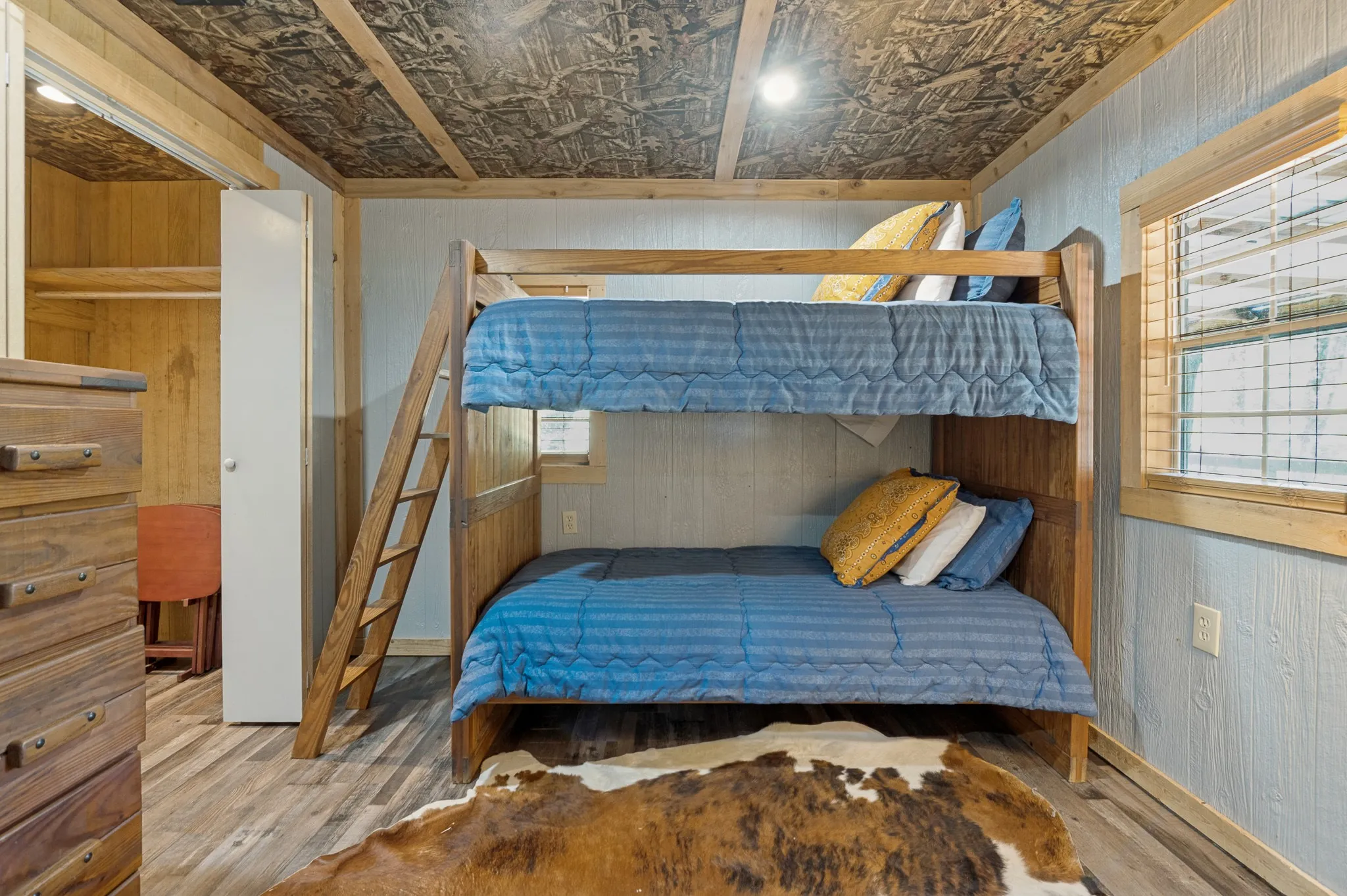 Cabin 2nd Bedroom