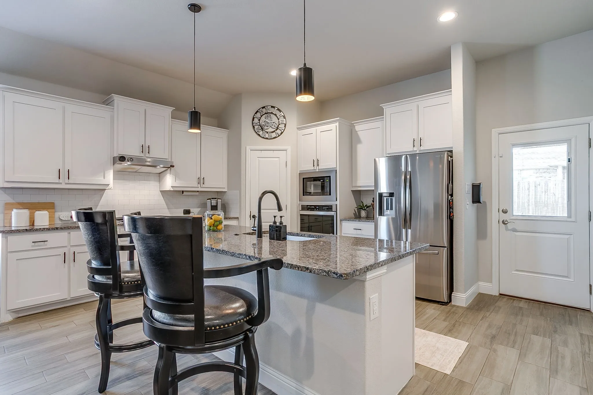 Single Family Residence For Sale in Johnson County , 912 Bailey Lane, Mansfield, Texas 76063, 4 Bedroom, 2 Bathroom, 3 Garage spaces, 2,270 Sqft, built in 2021, mls#21405214, Real Estate Agent in Mansfield, Homes For Sale in Johnson county, Homes For Sale in Mansfield, Realtor in Mansfield Texas, Real Estate Brokerage Independent Realty Texas, Luminita Cordes Realtor