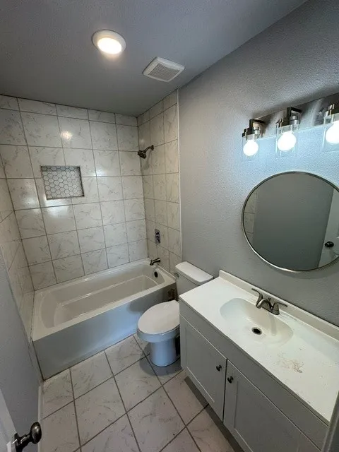 Single Family Residence For Rent in Tarrant County , 1601 Connally Terrace, Arlington, Texas 76010, 4 Bedroom, 2 Bathroom, Garage spaces, 1,308 Sqft, built in 1952, mls#21400860, Real Estate Agent in Arlington, Homes For Rent in Tarrant county, Homes For Rent in Arlington, Realtor in Arlington Texas, Real Estate Brokerage Independent Realty Texas, Luminita Cordes Realtor