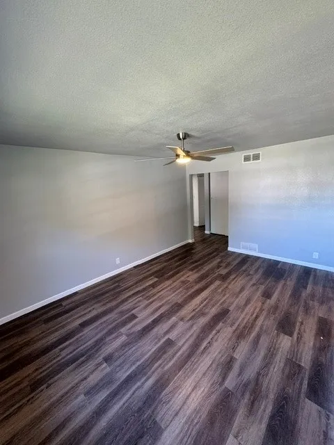 Single Family Residence For Rent in Tarrant County , 1601 Connally Terrace, Arlington, Texas 76010, 4 Bedroom, 2 Bathroom, Garage spaces, 1,308 Sqft, built in 1952, mls#21400860, Real Estate Agent in Arlington, Homes For Rent in Tarrant county, Homes For Rent in Arlington, Realtor in Arlington Texas, Real Estate Brokerage Independent Realty Texas, Luminita Cordes Realtor
