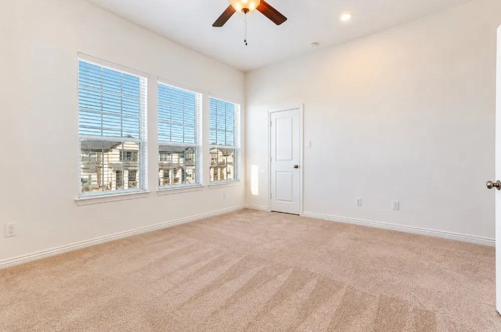 Single Family Residence For Rent in Tarrant County , 3700 Pelican Rest Way, Arlington, Texas 76005, 3 Bedroom, 4 Bathroom, 2 Garage spaces, 2,139 Sqft, built in 2021, mls#21405900, Real Estate Agent in Arlington, Homes For Rent in Tarrant county, Homes For Rent in Arlington, Realtor in Arlington Texas, Real Estate Brokerage Independent Realty Texas, Luminita Cordes Realtor