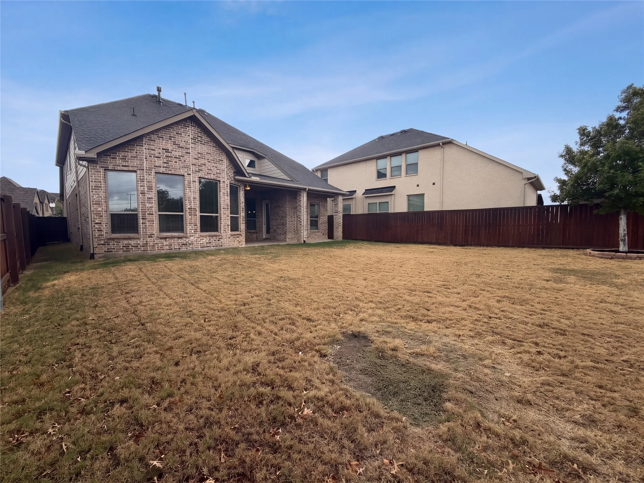 Single Family Residence For Sale in Denton County , 11224 Dusty Trail Court, Flower Mound, Texas 76262, 5 Bedroom, 4 Bathroom, 2 Garage spaces, 3,368 Sqft, built in 2018, mls#21405719, Real Estate Agent in Flower Mound, Homes For Sale in Denton county, Homes For Sale in Flower Mound, Realtor in Flower Mound Texas, Real Estate Brokerage Independent Realty Texas, Luminita Cordes Realtor