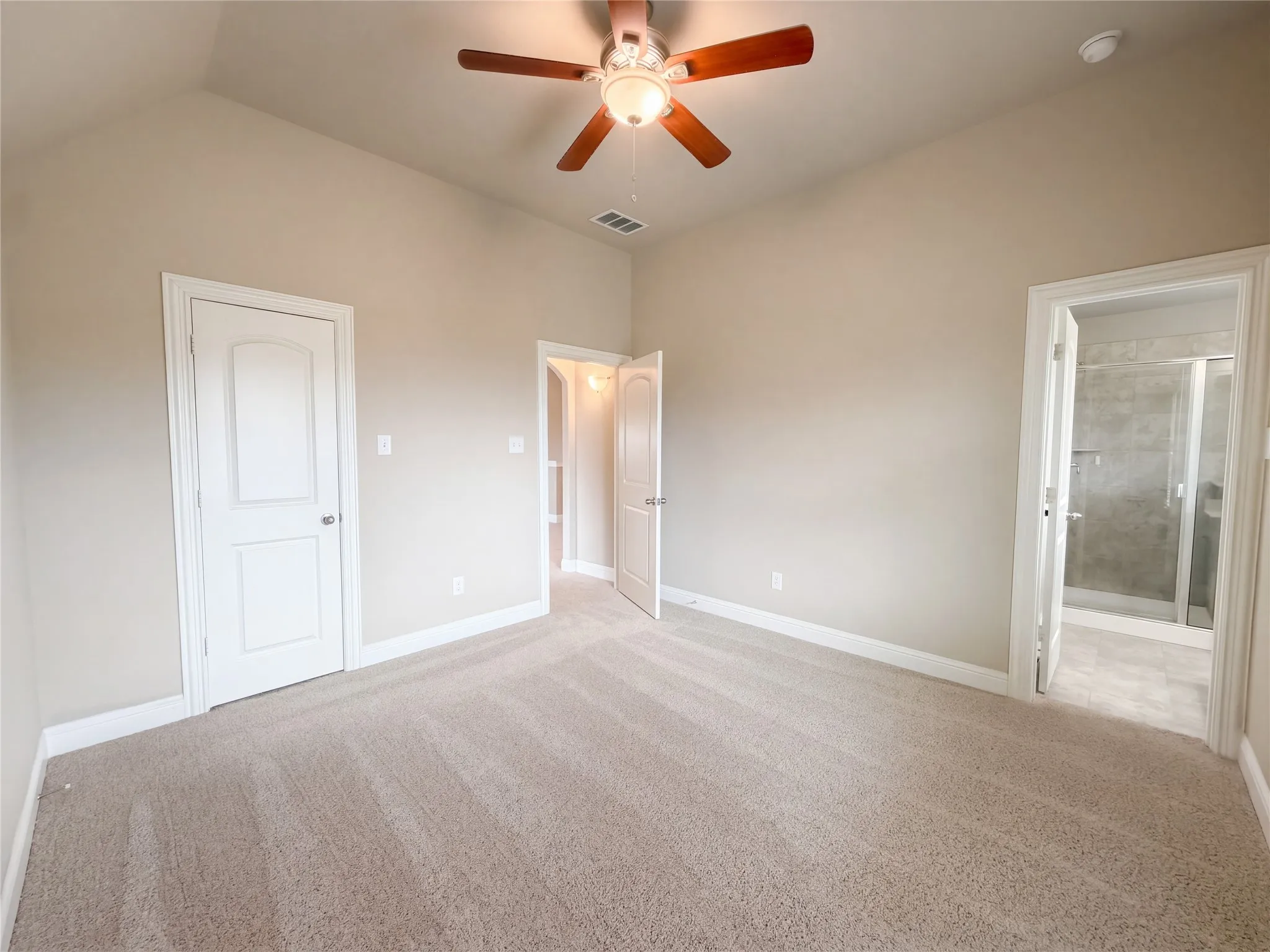 Single Family Residence For Sale in Denton County , 11224 Dusty Trail Court, Flower Mound, Texas 76262, 5 Bedroom, 4 Bathroom, 2 Garage spaces, 3,368 Sqft, built in 2018, mls#21405719, Real Estate Agent in Flower Mound, Homes For Sale in Denton county, Homes For Sale in Flower Mound, Realtor in Flower Mound Texas, Real Estate Brokerage Independent Realty Texas, Luminita Cordes Realtor