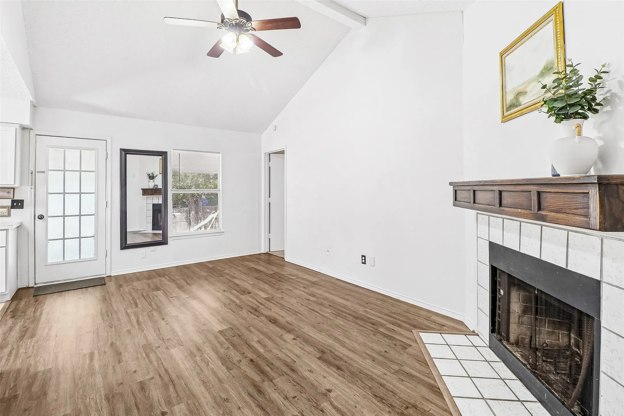 Single Family Residence For Sale in Tarrant County , 2308 Cool Spring Drive, Fort Worth, Texas 76108, 3 Bedroom, 2 Bathroom, Garage spaces, 1,490 Sqft, built in 1989, mls#21404617, Real Estate Agent in Fort Worth, Homes For Sale in Tarrant county, Homes For Sale in Fort Worth, Realtor in Fort Worth Texas, Real Estate Brokerage Independent Realty Texas, Luminita Cordes Realtor