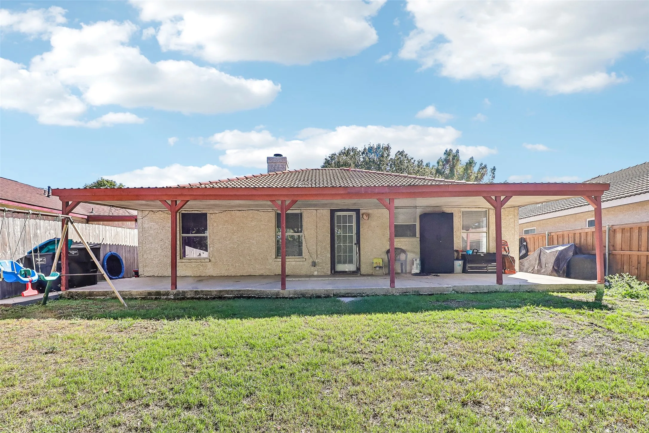 Single Family Residence For Sale in Tarrant County , 2308 Cool Spring Drive, Fort Worth, Texas 76108, 3 Bedroom, 2 Bathroom, Garage spaces, 1,490 Sqft, built in 1989, mls#21404617, Real Estate Agent in Fort Worth, Homes For Sale in Tarrant county, Homes For Sale in Fort Worth, Realtor in Fort Worth Texas, Real Estate Brokerage Independent Realty Texas, Luminita Cordes Realtor