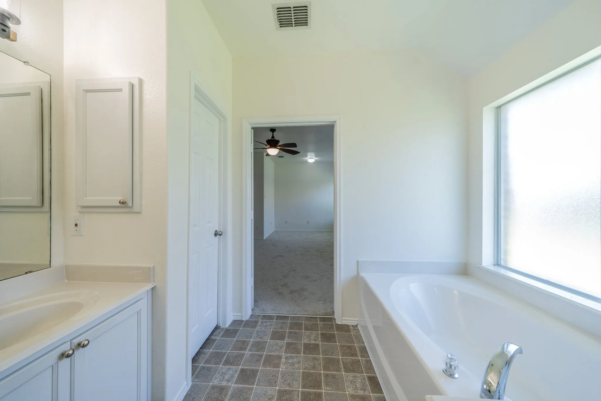 Single Family Residence For Rent in Collin County , 117 Shadybrook Drive, Wylie, Texas 75098, 3 Bedroom, 2 Bathroom, 2 Garage spaces, 1,830 Sqft, built in 2005, mls#21398391, Real Estate Agent in Wylie, Homes For Rent in Collin county, Homes For Rent in Wylie, Realtor in Wylie Texas, Real Estate Brokerage Independent Realty Texas, Luminita Cordes Realtor