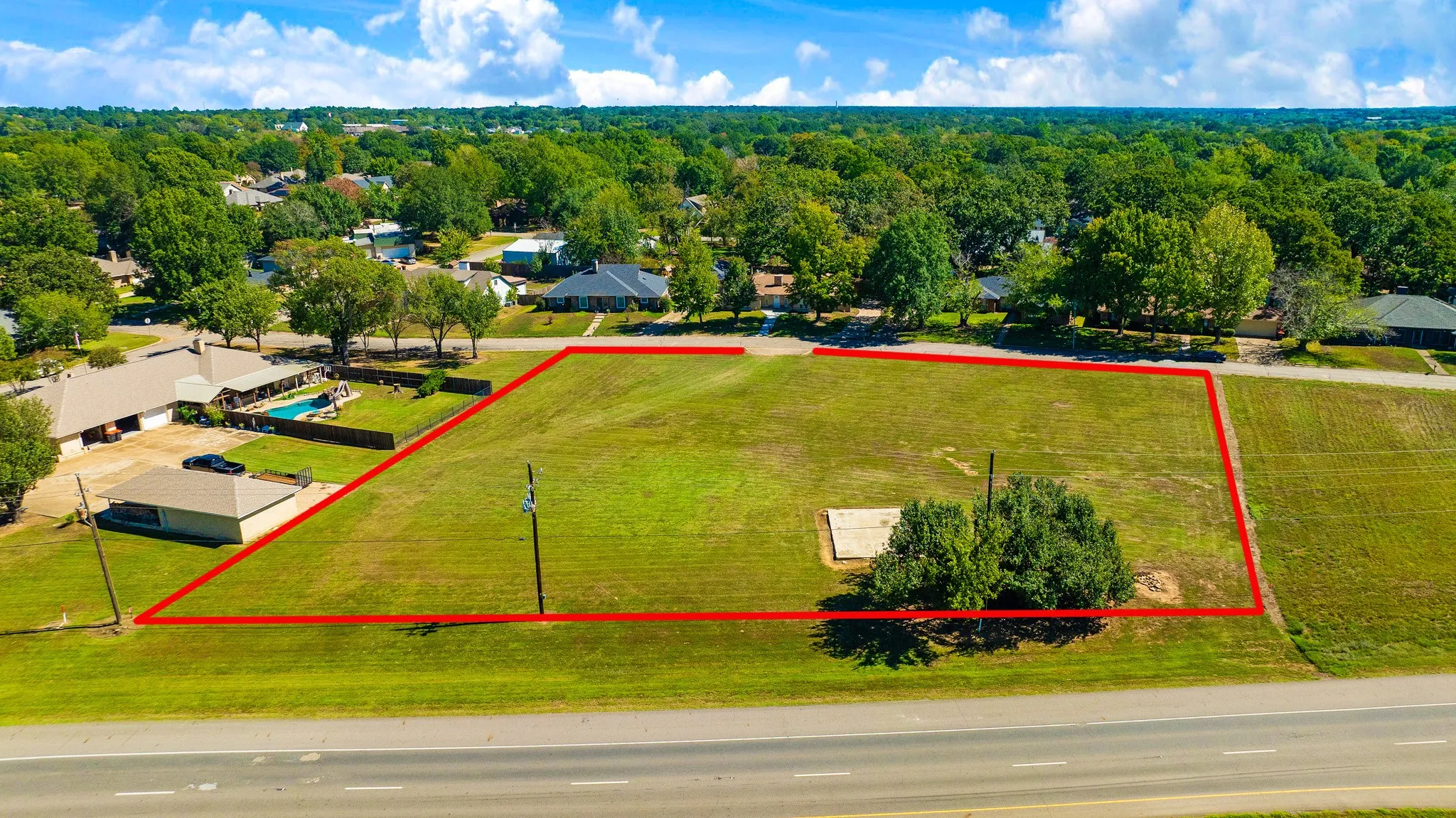 Unimproved Land For Sale in Lamar County , 800 38th Street, Paris, Texas 75462, 0, 0, Garage spaces, 0 Sqft, built in 0, mls#21405901, Real Estate Agent in Paris, Homes For Sale in Lamar county, Homes For Sale in Paris, Realtor in Paris Texas, Real Estate Brokerage Independent Realty Texas, Luminita Cordes Realtor