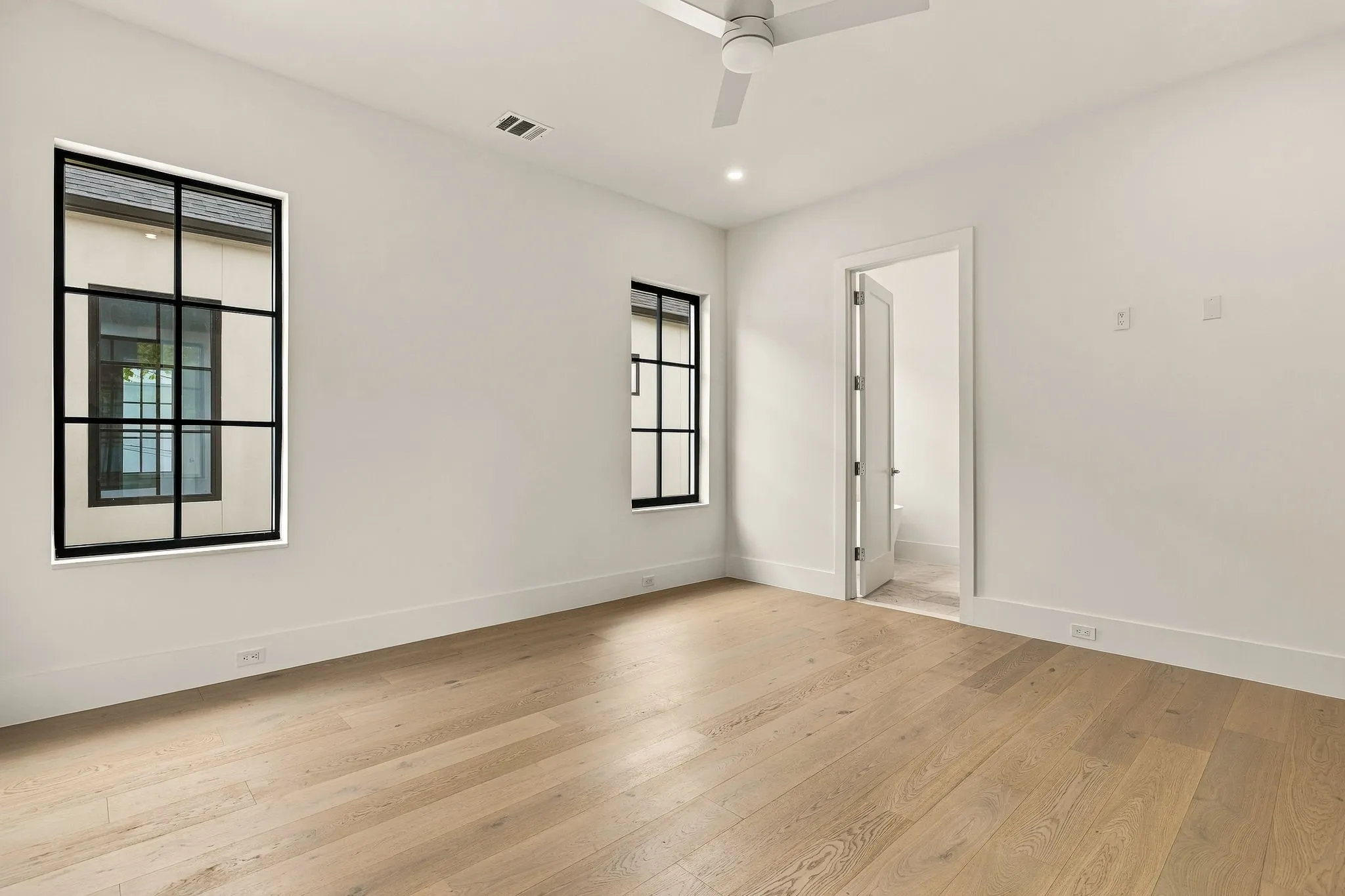 Single Family Residence For Sale in Dallas County , 5122 Elsby Avenue, Dallas, Texas 75209, 4 Bedroom, 6 Bathroom, 2 Garage spaces, 4,838 Sqft, built in 2026, mls#21405921, Real Estate Agent in Dallas, Homes For Sale in Dallas county, Homes For Sale in Dallas, Realtor in Dallas Texas, Real Estate Brokerage Independent Realty Texas, Luminita Cordes Realtor