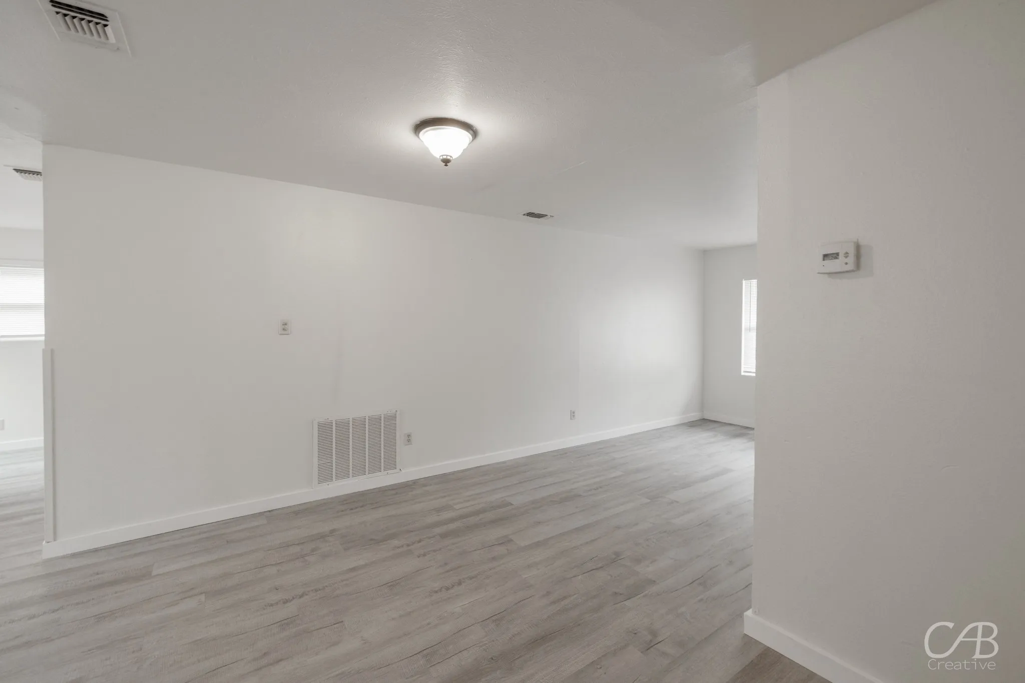 Single Family Residence For Rent in Taylor County , 2121 Parramore Street, Abilene, Texas 79603, 3 Bedroom, 1 Bathroom, 1 Garage spaces, 998 Sqft, built in 1954, mls#21405881, Real Estate Agent in Abilene, Homes For Rent in Taylor county, Homes For Rent in Abilene, Realtor in Abilene Texas, Real Estate Brokerage Independent Realty Texas, Luminita Cordes Realtor