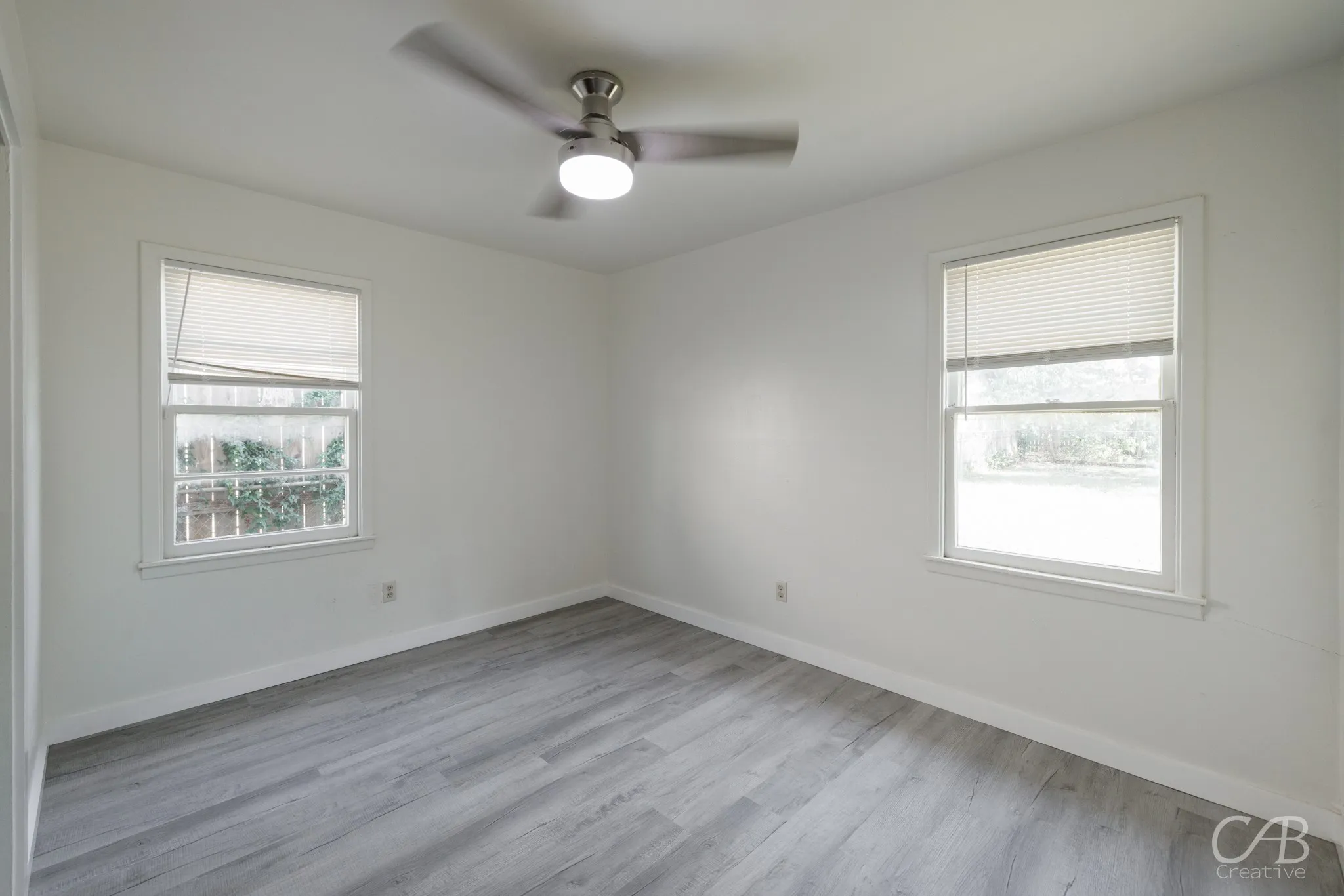 Single Family Residence For Rent in Taylor County , 2121 Parramore Street, Abilene, Texas 79603, 3 Bedroom, 1 Bathroom, 1 Garage spaces, 998 Sqft, built in 1954, mls#21405881, Real Estate Agent in Abilene, Homes For Rent in Taylor county, Homes For Rent in Abilene, Realtor in Abilene Texas, Real Estate Brokerage Independent Realty Texas, Luminita Cordes Realtor