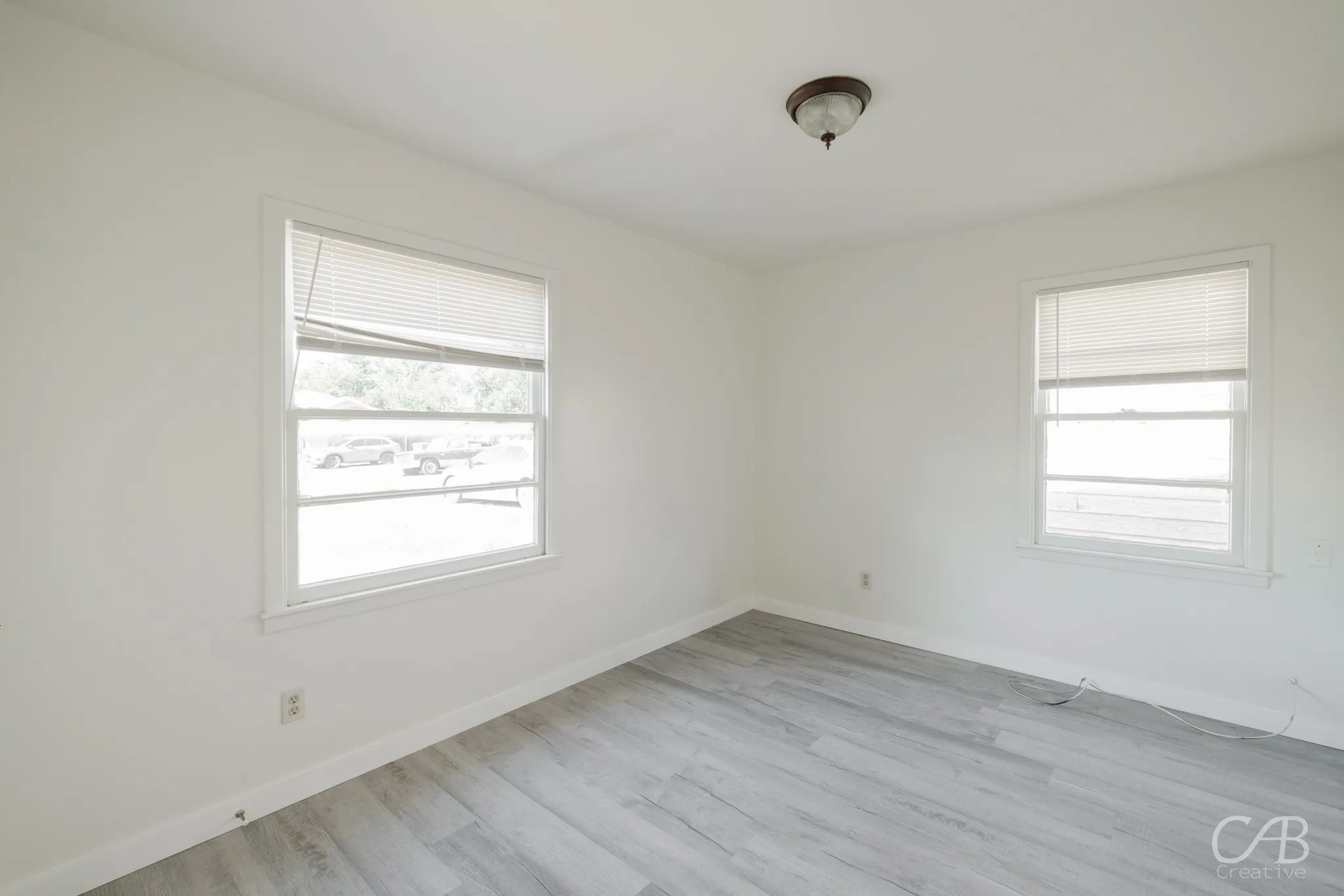 Single Family Residence For Rent in Taylor County , 2121 Parramore Street, Abilene, Texas 79603, 3 Bedroom, 1 Bathroom, 1 Garage spaces, 998 Sqft, built in 1954, mls#21405881, Real Estate Agent in Abilene, Homes For Rent in Taylor county, Homes For Rent in Abilene, Realtor in Abilene Texas, Real Estate Brokerage Independent Realty Texas, Luminita Cordes Realtor