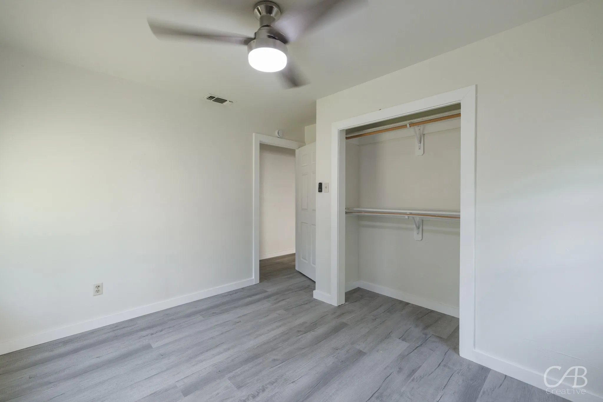 Single Family Residence For Rent in Taylor County , 2121 Parramore Street, Abilene, Texas 79603, 3 Bedroom, 1 Bathroom, 1 Garage spaces, 998 Sqft, built in 1954, mls#21405881, Real Estate Agent in Abilene, Homes For Rent in Taylor county, Homes For Rent in Abilene, Realtor in Abilene Texas, Real Estate Brokerage Independent Realty Texas, Luminita Cordes Realtor