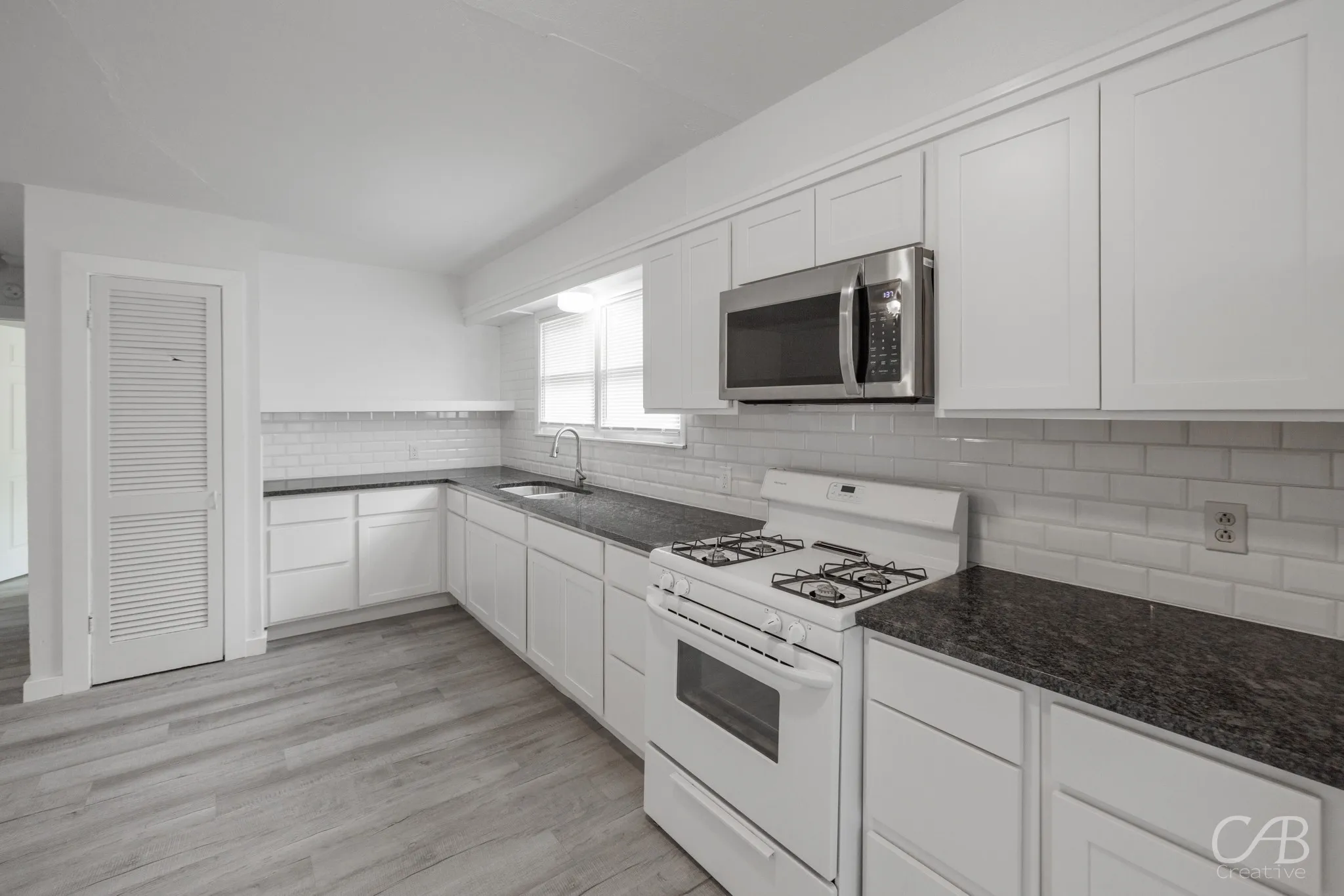 Single Family Residence For Rent in Taylor County , 2121 Parramore Street, Abilene, Texas 79603, 3 Bedroom, 1 Bathroom, 1 Garage spaces, 998 Sqft, built in 1954, mls#21405881, Real Estate Agent in Abilene, Homes For Rent in Taylor county, Homes For Rent in Abilene, Realtor in Abilene Texas, Real Estate Brokerage Independent Realty Texas, Luminita Cordes Realtor