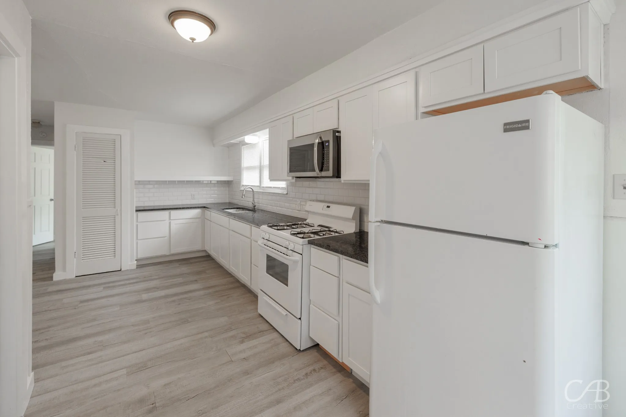 Single Family Residence For Rent in Taylor County , 2121 Parramore Street, Abilene, Texas 79603, 3 Bedroom, 1 Bathroom, 1 Garage spaces, 998 Sqft, built in 1954, mls#21405881, Real Estate Agent in Abilene, Homes For Rent in Taylor county, Homes For Rent in Abilene, Realtor in Abilene Texas, Real Estate Brokerage Independent Realty Texas, Luminita Cordes Realtor