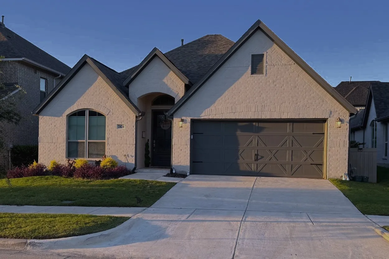 Single Family Residence For Sale in Denton County , 2424 Cobbler Street, Northlake, Texas 76247, 4 Bedroom, 2 Bathroom, 2 Garage spaces, 2,327 Sqft, built in 2020, mls#21405931, Real Estate Agent in Northlake, Homes For Sale in Denton county, Homes For Sale in Northlake, Realtor in Northlake Texas, Real Estate Brokerage Independent Realty Texas, Luminita Cordes Realtor
