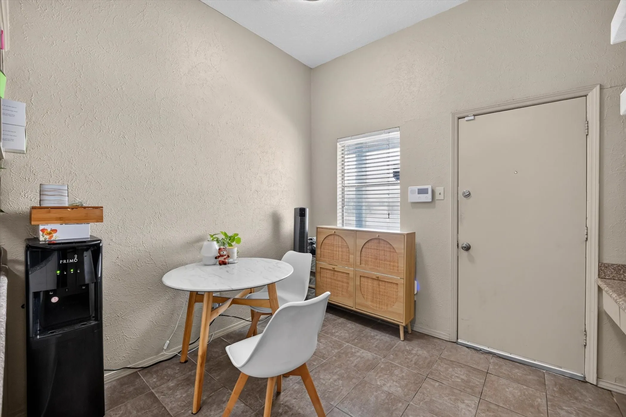 Condominium For Sale in Dallas County , 10437 High Hollows Drive 220, Dallas, Texas 75230, 2 Bedroom, 3 Bathroom, Garage spaces, 1,632 Sqft, built in 1969, mls#21405934, Real Estate Agent in Dallas, Homes For Sale in Dallas county, Homes For Sale in Dallas, Realtor in Dallas Texas, Real Estate Brokerage Independent Realty Texas, Luminita Cordes Realtor