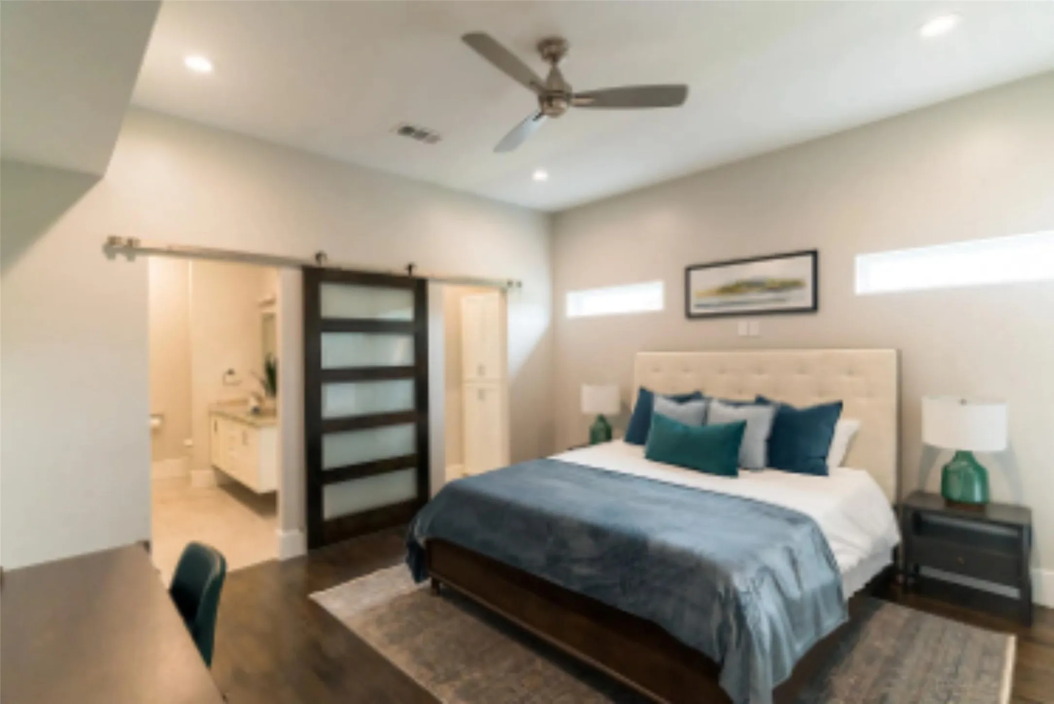 Single Family Residence For Sale in Dallas County , 180 S Cisco Street, Dallas, Texas 75246, 3 Bedroom, 3 Bathroom, 2 Garage spaces, 2,348 Sqft, built in 2019, mls#21404460, Real Estate Agent in Dallas, Homes For Sale in Dallas county, Homes For Sale in Dallas, Realtor in Dallas Texas, Real Estate Brokerage Independent Realty Texas, Luminita Cordes Realtor