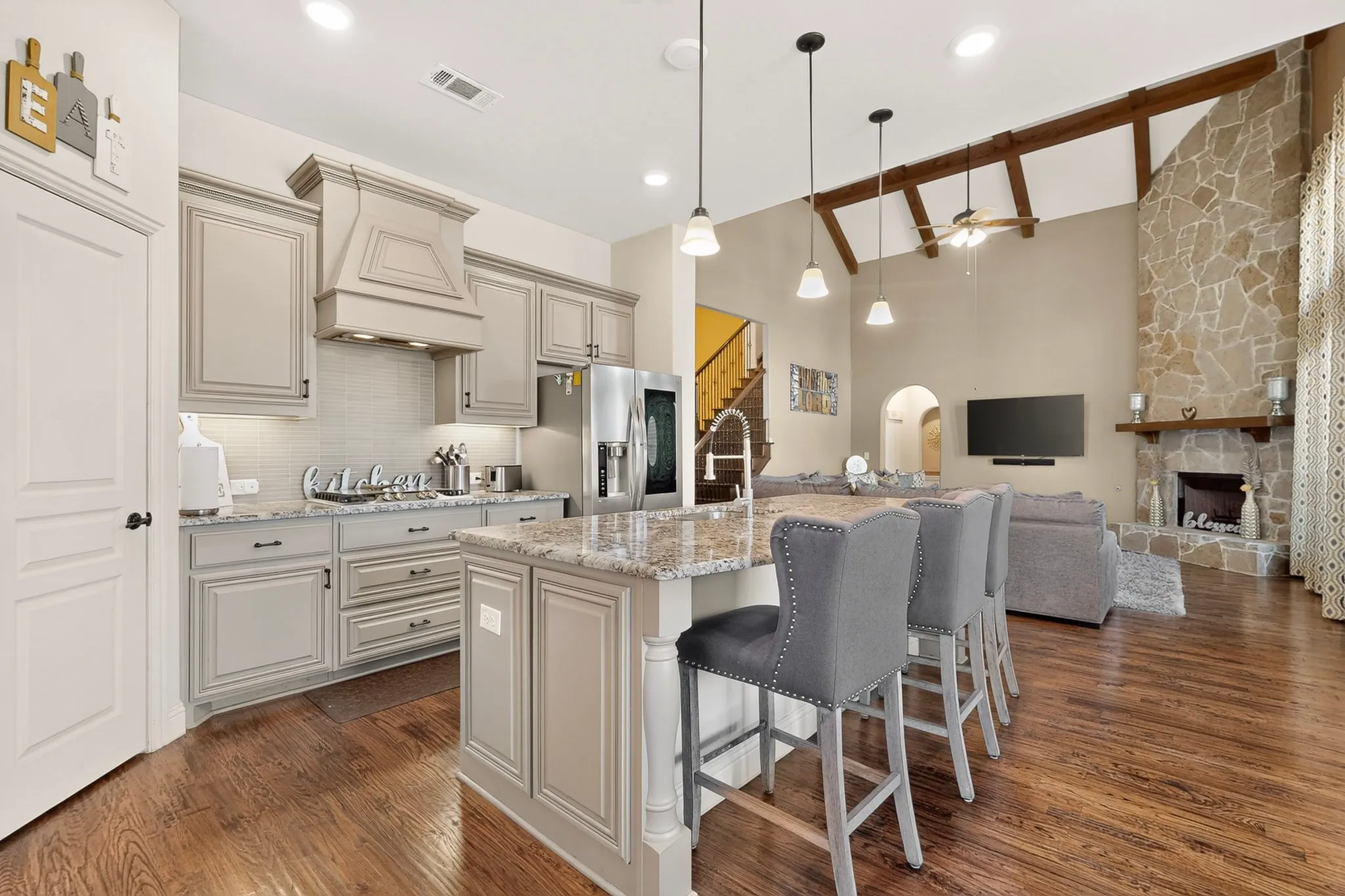 Single Family Residence For Sale in Kaufman County , 1804 Chadwick Lane, Forney, Texas 75126, 5 Bedroom, 5 Bathroom, 3 Garage spaces, 4,015 Sqft, built in 2019, mls#21404867, Real Estate Agent in Forney, Homes For Sale in Kaufman county, Homes For Sale in Forney, Realtor in Forney Texas, Real Estate Brokerage Independent Realty Texas, Luminita Cordes Realtor