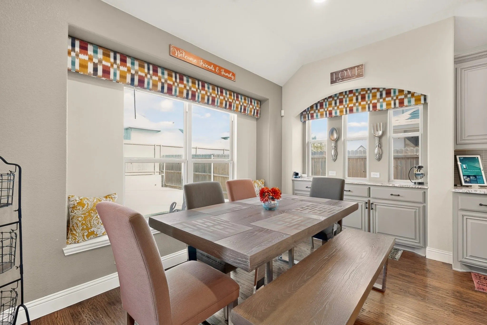 Single Family Residence For Sale in Kaufman County , 1804 Chadwick Lane, Forney, Texas 75126, 5 Bedroom, 5 Bathroom, 3 Garage spaces, 4,015 Sqft, built in 2019, mls#21404867, Real Estate Agent in Forney, Homes For Sale in Kaufman county, Homes For Sale in Forney, Realtor in Forney Texas, Real Estate Brokerage Independent Realty Texas, Luminita Cordes Realtor