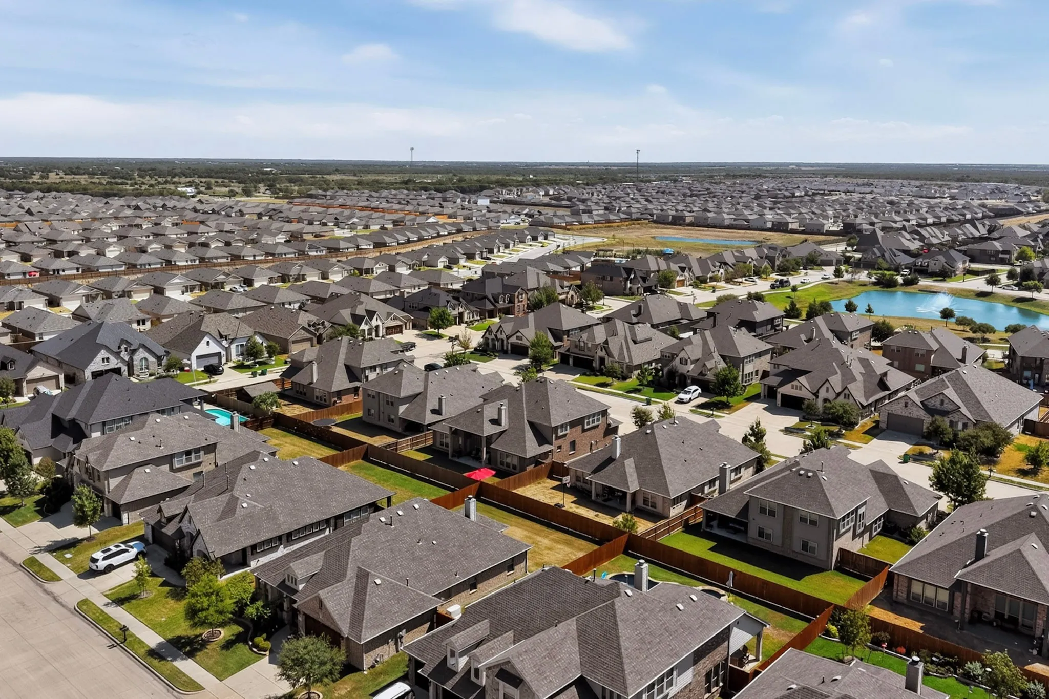 Single Family Residence For Sale in Kaufman County , 1804 Chadwick Lane, Forney, Texas 75126, 5 Bedroom, 5 Bathroom, 3 Garage spaces, 4,015 Sqft, built in 2019, mls#21404867, Real Estate Agent in Forney, Homes For Sale in Kaufman county, Homes For Sale in Forney, Realtor in Forney Texas, Real Estate Brokerage Independent Realty Texas, Luminita Cordes Realtor