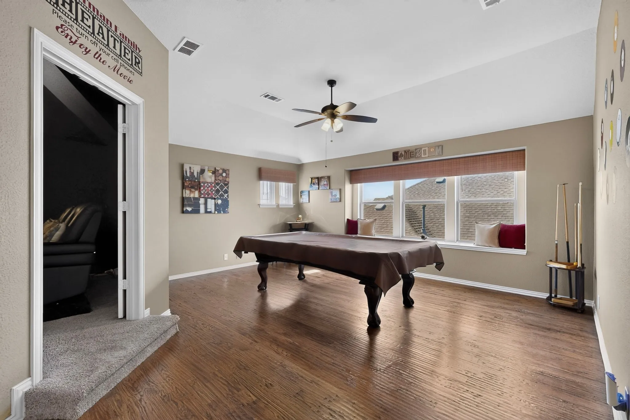 Single Family Residence For Sale in Kaufman County , 1804 Chadwick Lane, Forney, Texas 75126, 5 Bedroom, 5 Bathroom, 3 Garage spaces, 4,015 Sqft, built in 2019, mls#21404867, Real Estate Agent in Forney, Homes For Sale in Kaufman county, Homes For Sale in Forney, Realtor in Forney Texas, Real Estate Brokerage Independent Realty Texas, Luminita Cordes Realtor