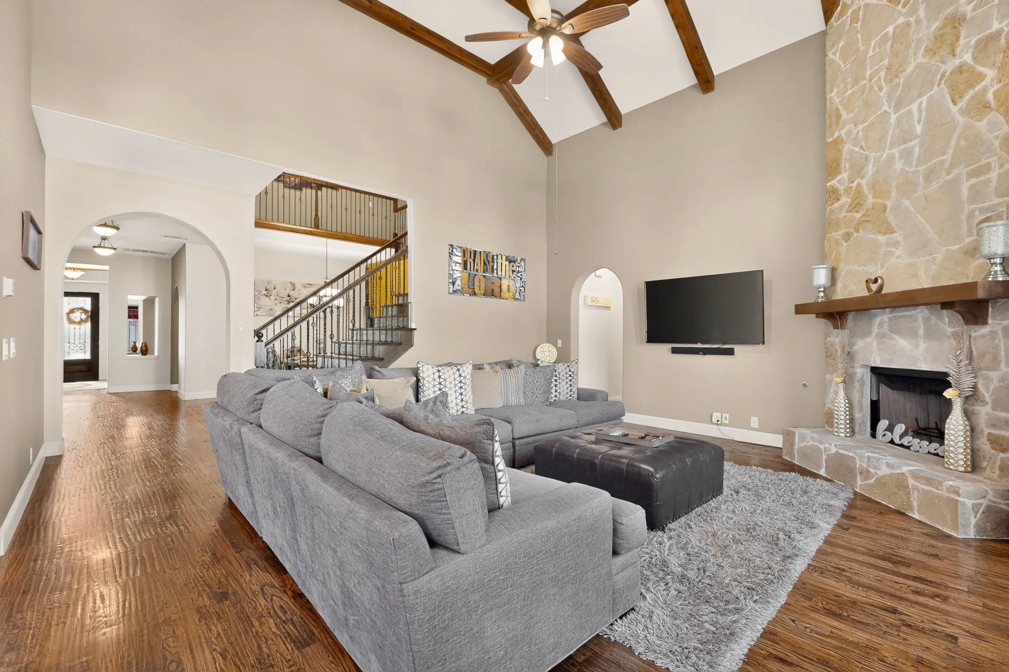 Single Family Residence For Sale in Kaufman County , 1804 Chadwick Lane, Forney, Texas 75126, 5 Bedroom, 5 Bathroom, 3 Garage spaces, 4,015 Sqft, built in 2019, mls#21404867, Real Estate Agent in Forney, Homes For Sale in Kaufman county, Homes For Sale in Forney, Realtor in Forney Texas, Real Estate Brokerage Independent Realty Texas, Luminita Cordes Realtor