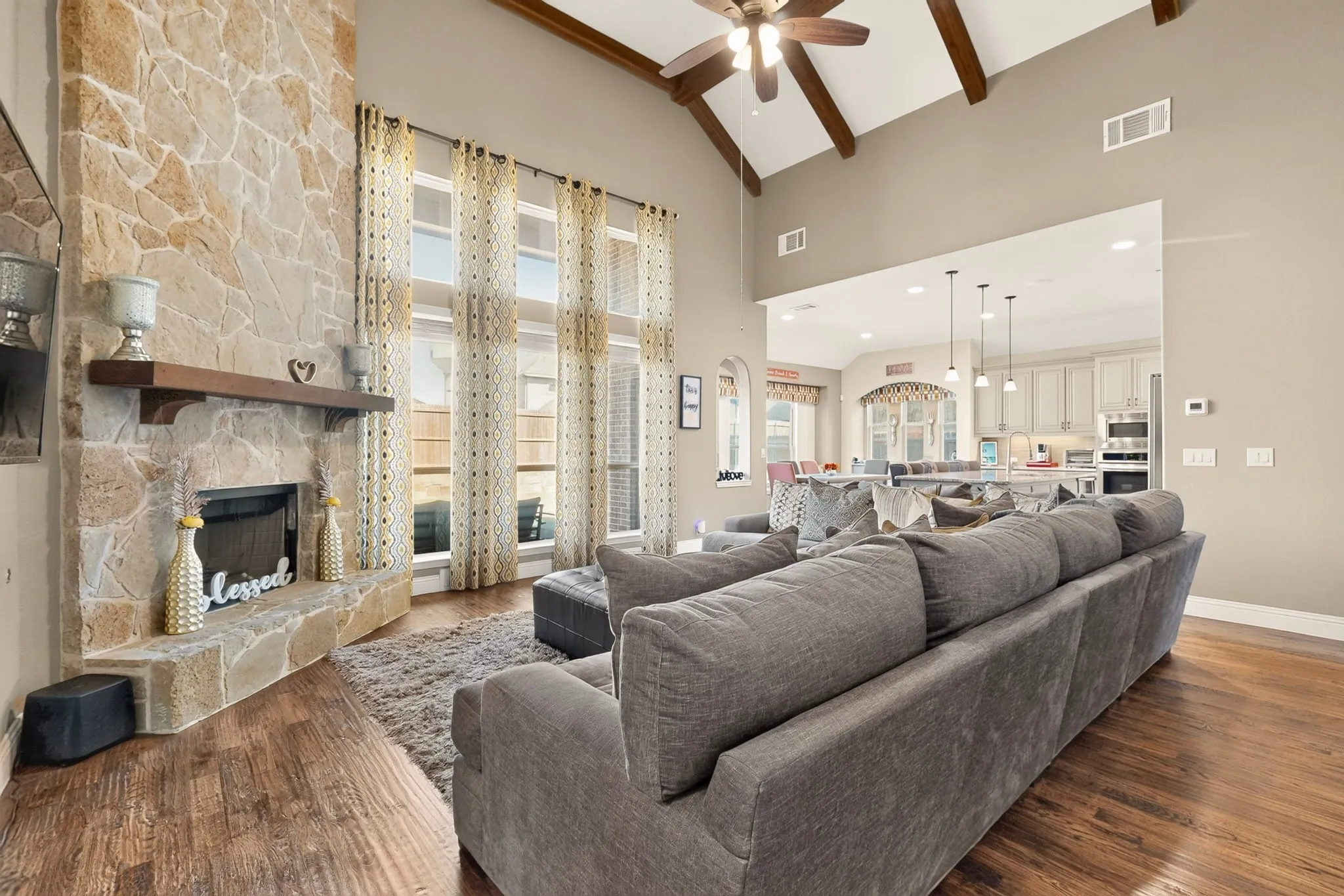 Single Family Residence For Sale in Kaufman County , 1804 Chadwick Lane, Forney, Texas 75126, 5 Bedroom, 5 Bathroom, 3 Garage spaces, 4,015 Sqft, built in 2019, mls#21404867, Real Estate Agent in Forney, Homes For Sale in Kaufman county, Homes For Sale in Forney, Realtor in Forney Texas, Real Estate Brokerage Independent Realty Texas, Luminita Cordes Realtor
