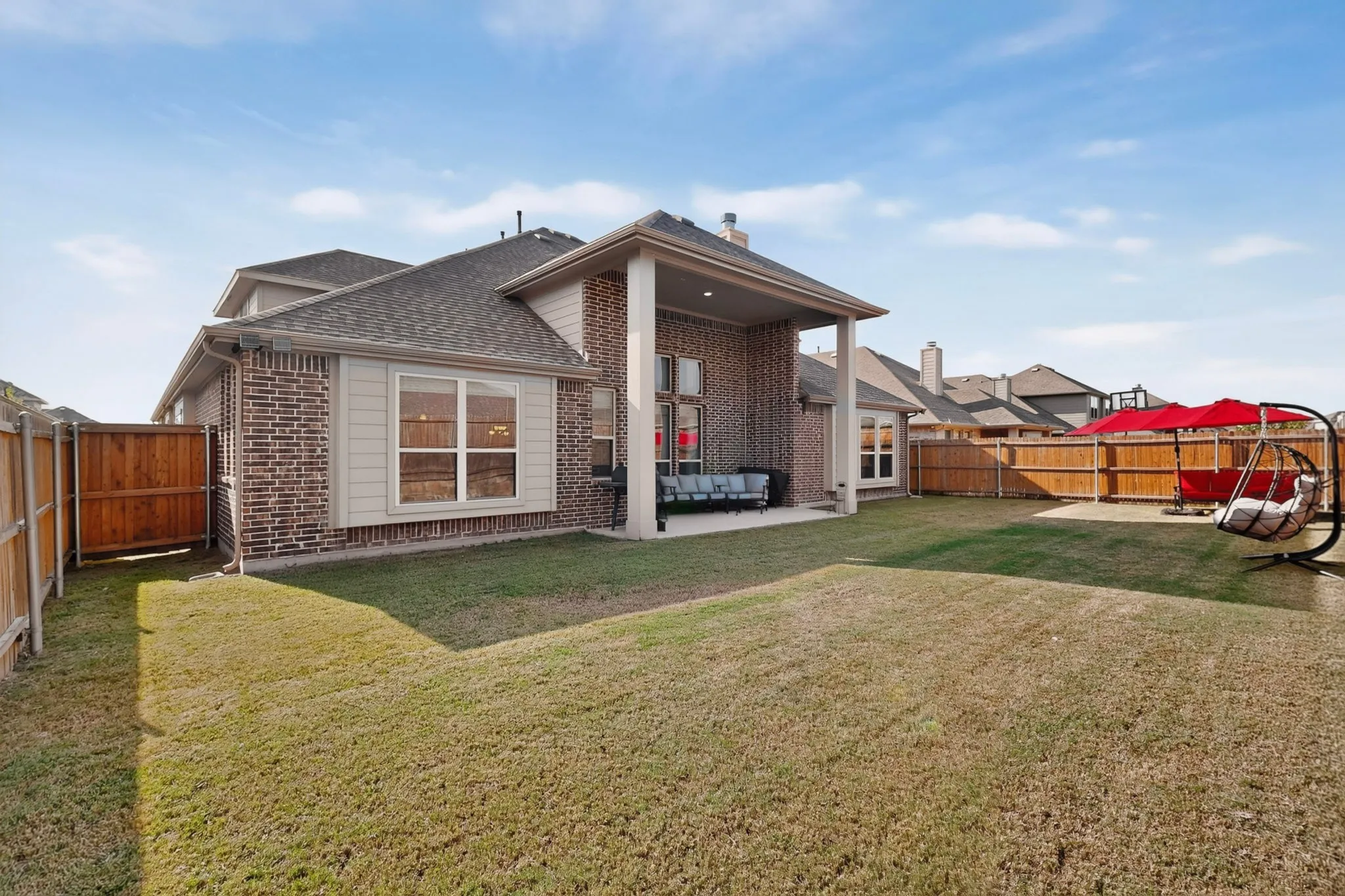 Single Family Residence For Sale in Kaufman County , 1804 Chadwick Lane, Forney, Texas 75126, 5 Bedroom, 5 Bathroom, 3 Garage spaces, 4,015 Sqft, built in 2019, mls#21404867, Real Estate Agent in Forney, Homes For Sale in Kaufman county, Homes For Sale in Forney, Realtor in Forney Texas, Real Estate Brokerage Independent Realty Texas, Luminita Cordes Realtor