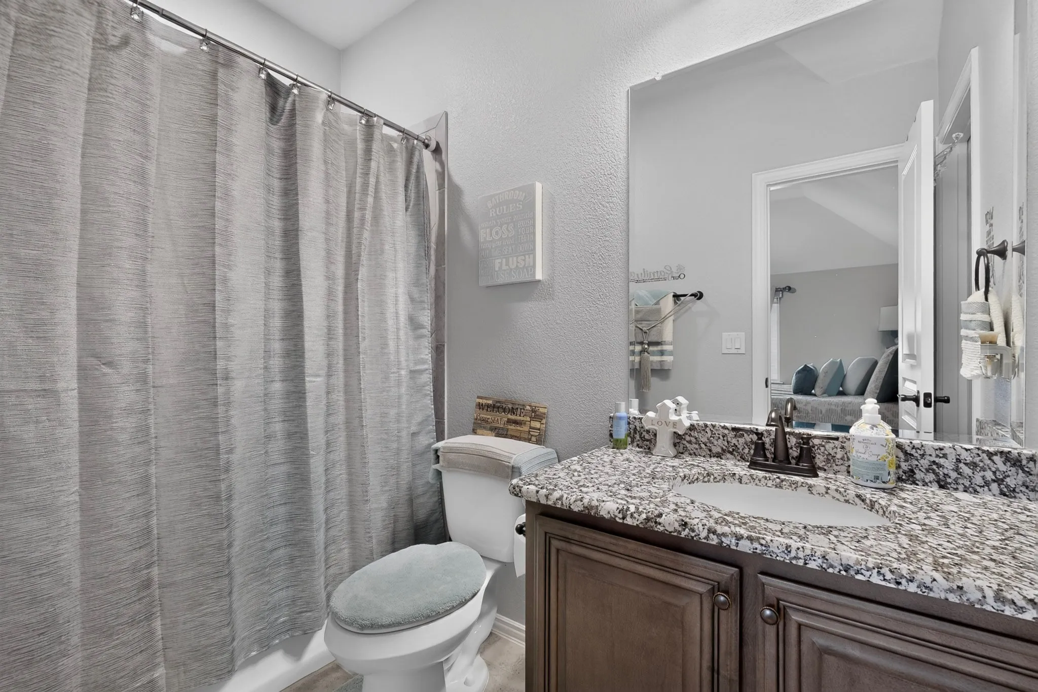 Single Family Residence For Sale in Kaufman County , 1804 Chadwick Lane, Forney, Texas 75126, 5 Bedroom, 5 Bathroom, 3 Garage spaces, 4,015 Sqft, built in 2019, mls#21404867, Real Estate Agent in Forney, Homes For Sale in Kaufman county, Homes For Sale in Forney, Realtor in Forney Texas, Real Estate Brokerage Independent Realty Texas, Luminita Cordes Realtor