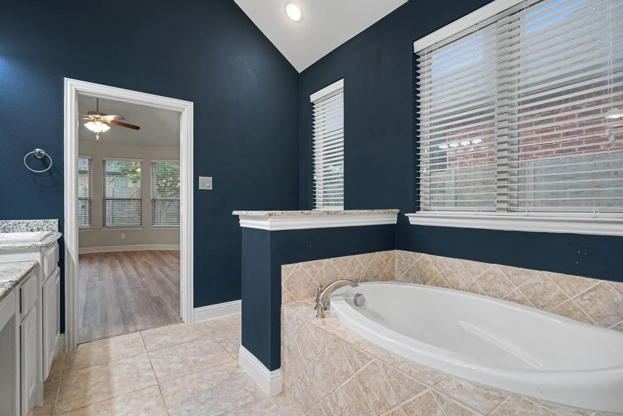 Single Family Residence For Sale in Denton County , 1512 8th Street, Argyle, Texas 76226, 3 Bedroom, 3 Bathroom, 3 Garage spaces, 2,245 Sqft, built in 2015, mls#21404669, Real Estate Agent in Argyle, Homes For Sale in Denton county, Homes For Sale in Argyle, Realtor in Argyle Texas, Real Estate Brokerage Independent Realty Texas, Luminita Cordes Realtor