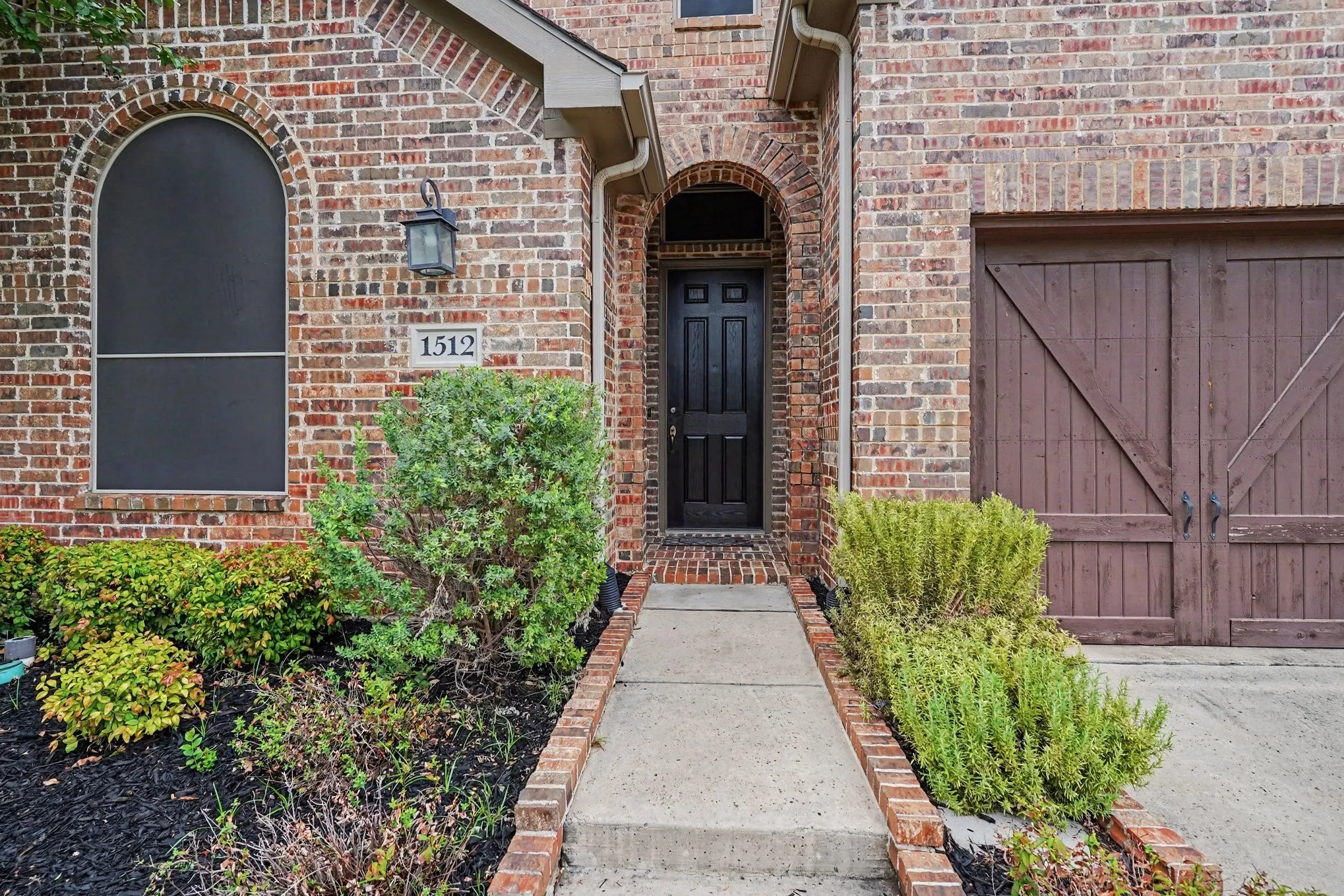 Single Family Residence For Sale in Denton County , 1512 8th Street, Argyle, Texas 76226, 3 Bedroom, 3 Bathroom, 3 Garage spaces, 2,245 Sqft, built in 2015, mls#21404669, Real Estate Agent in Argyle, Homes For Sale in Denton county, Homes For Sale in Argyle, Realtor in Argyle Texas, Real Estate Brokerage Independent Realty Texas, Luminita Cordes Realtor
