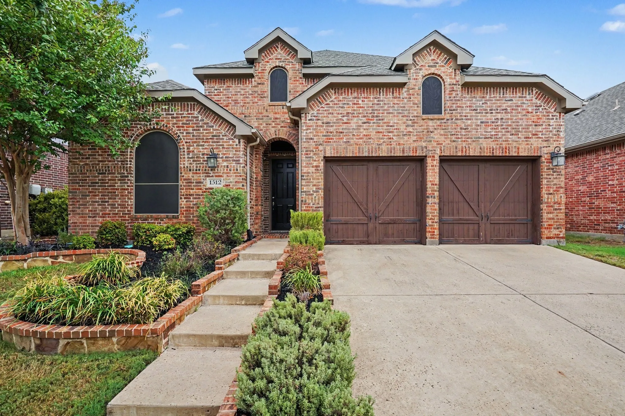 Single Family Residence For Sale in Denton County , 1512 8th Street, Argyle, Texas 76226, 3 Bedroom, 3 Bathroom, 3 Garage spaces, 2,245 Sqft, built in 2015, mls#21404669, Real Estate Agent in Argyle, Homes For Sale in Denton county, Homes For Sale in Argyle, Realtor in Argyle Texas, Real Estate Brokerage Independent Realty Texas, Luminita Cordes Realtor
