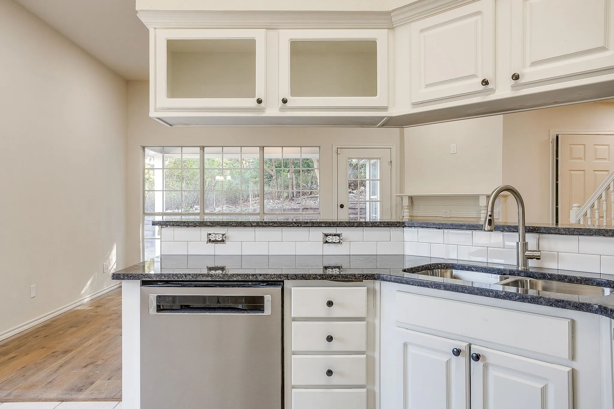Single Family Residence For Sale in Parker County , 1502 Shadow Run, Weatherford, Texas 76086, 3 Bedroom, 2 Bathroom, 2 Garage spaces, 2,091 Sqft, built in 1996, mls#21405850, Real Estate Agent in Weatherford, Homes For Sale in Parker county, Homes For Sale in Weatherford, Realtor in Weatherford Texas, Real Estate Brokerage Independent Realty Texas, Luminita Cordes Realtor