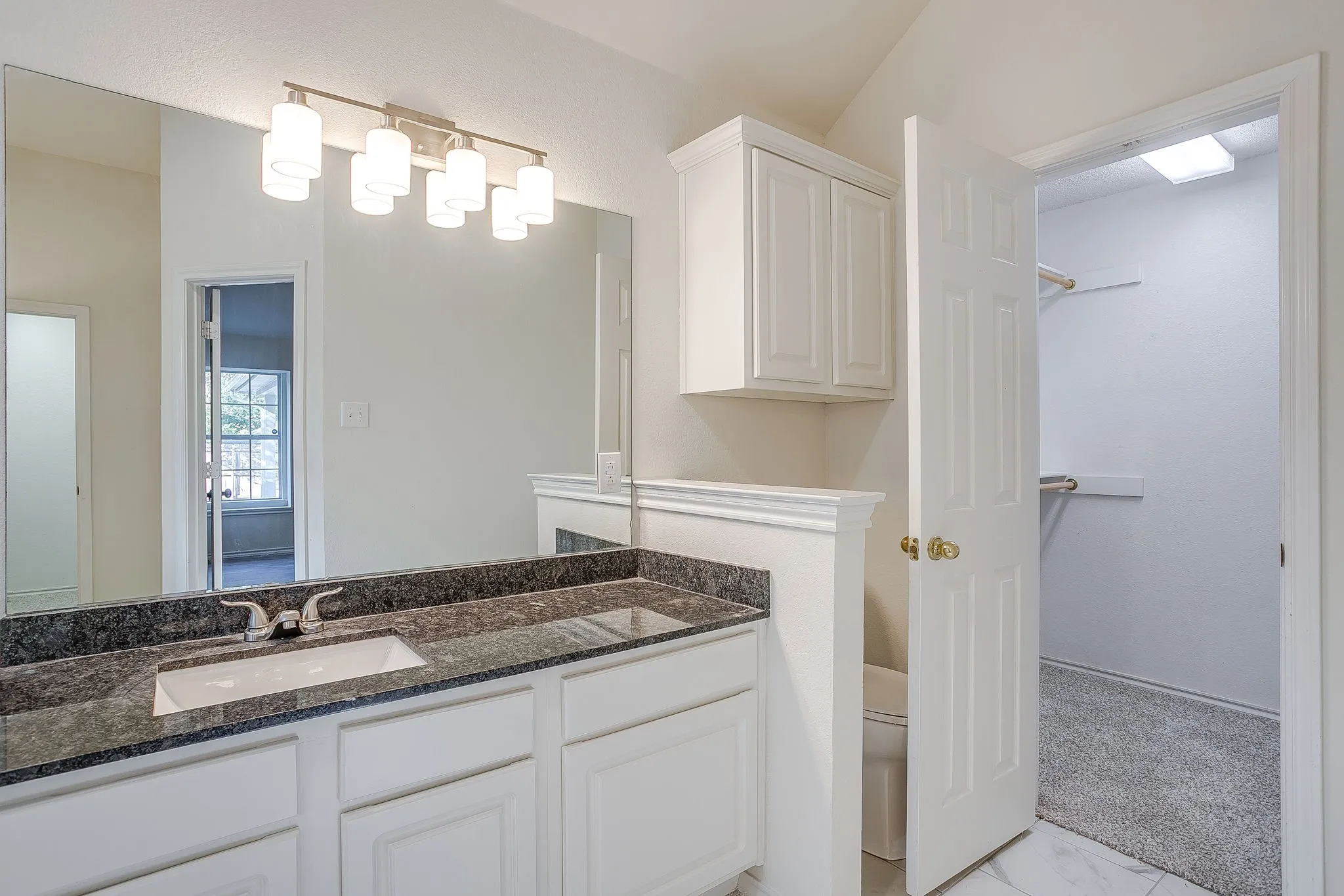 Single Family Residence For Sale in Parker County , 1502 Shadow Run, Weatherford, Texas 76086, 3 Bedroom, 2 Bathroom, 2 Garage spaces, 2,091 Sqft, built in 1996, mls#21405850, Real Estate Agent in Weatherford, Homes For Sale in Parker county, Homes For Sale in Weatherford, Realtor in Weatherford Texas, Real Estate Brokerage Independent Realty Texas, Luminita Cordes Realtor