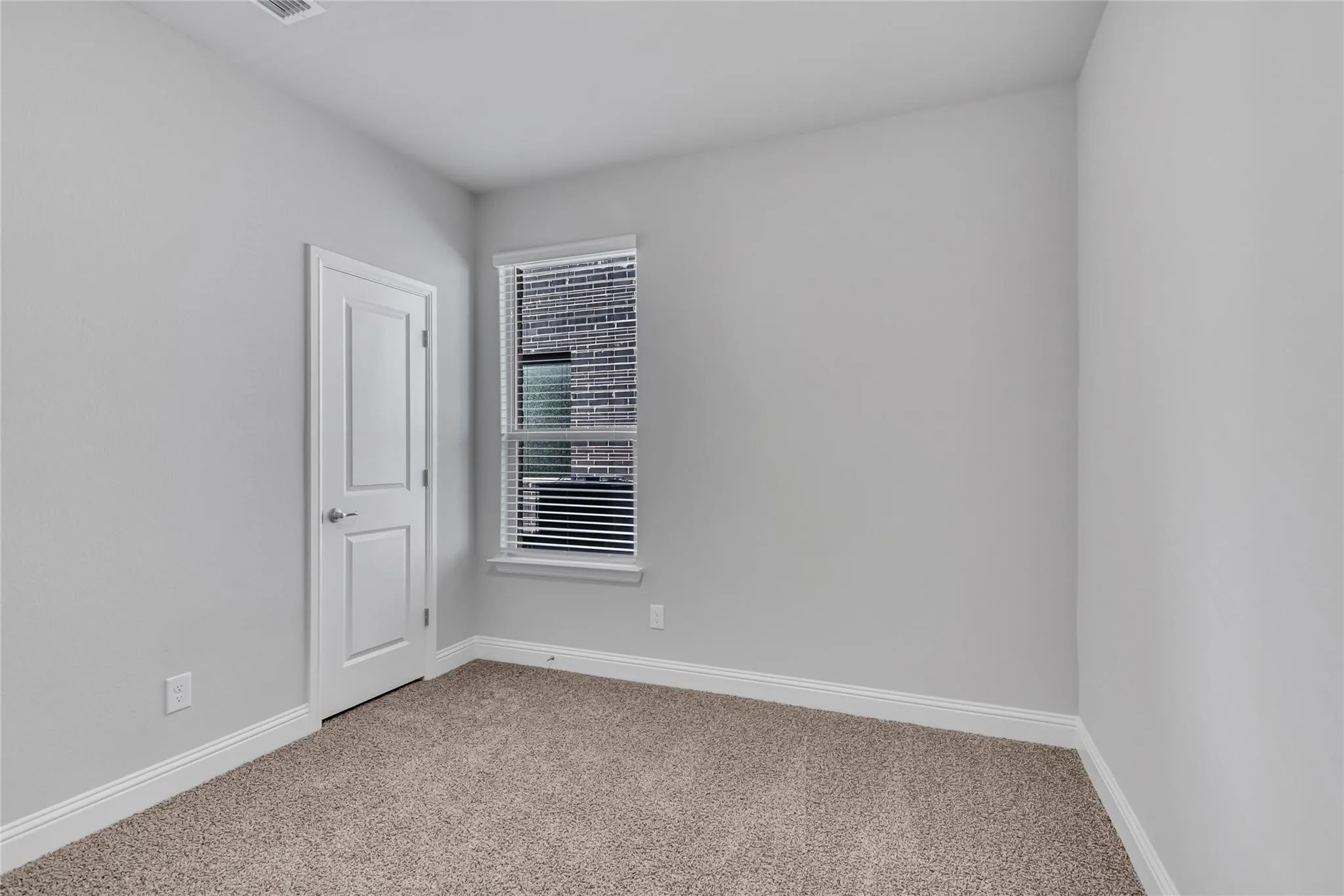 Single Family Residence For Sale in Tarrant County , 4804 Dewy Rose Lane, Fort Worth, Texas 76244, 4 Bedroom, 2 Bathroom, 2 Garage spaces, 1,808 Sqft, built in 2023, mls#21405949, Real Estate Agent in Fort Worth, Homes For Sale in Tarrant county, Homes For Sale in Fort Worth, Realtor in Fort Worth Texas, Real Estate Brokerage Independent Realty Texas, Luminita Cordes Realtor