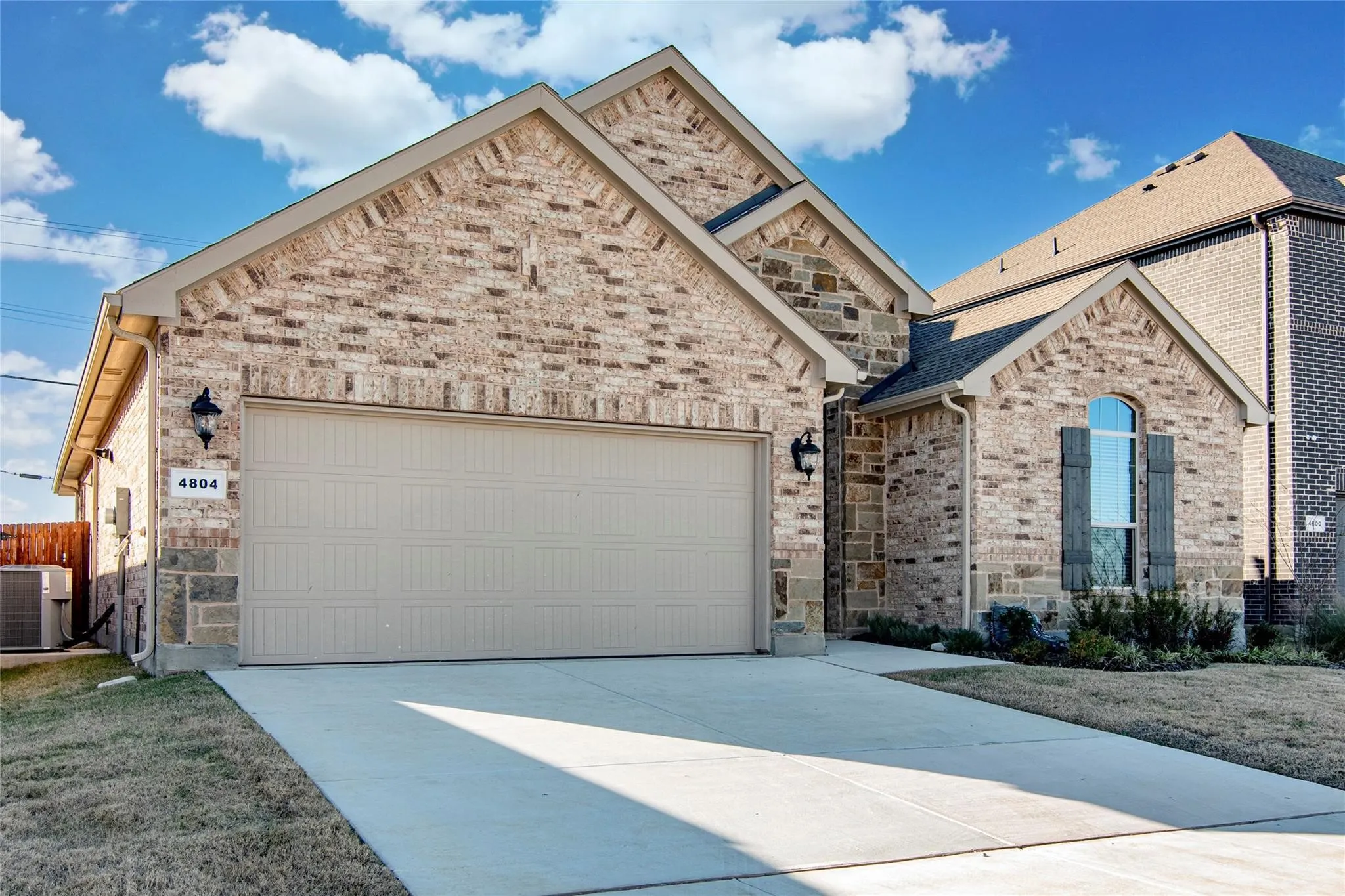 Single Family Residence For Sale in Tarrant County , 4804 Dewy Rose Lane, Fort Worth, Texas 76244, 4 Bedroom, 2 Bathroom, 2 Garage spaces, 1,808 Sqft, built in 2023, mls#21405949, Real Estate Agent in Fort Worth, Homes For Sale in Tarrant county, Homes For Sale in Fort Worth, Realtor in Fort Worth Texas, Real Estate Brokerage Independent Realty Texas, Luminita Cordes Realtor