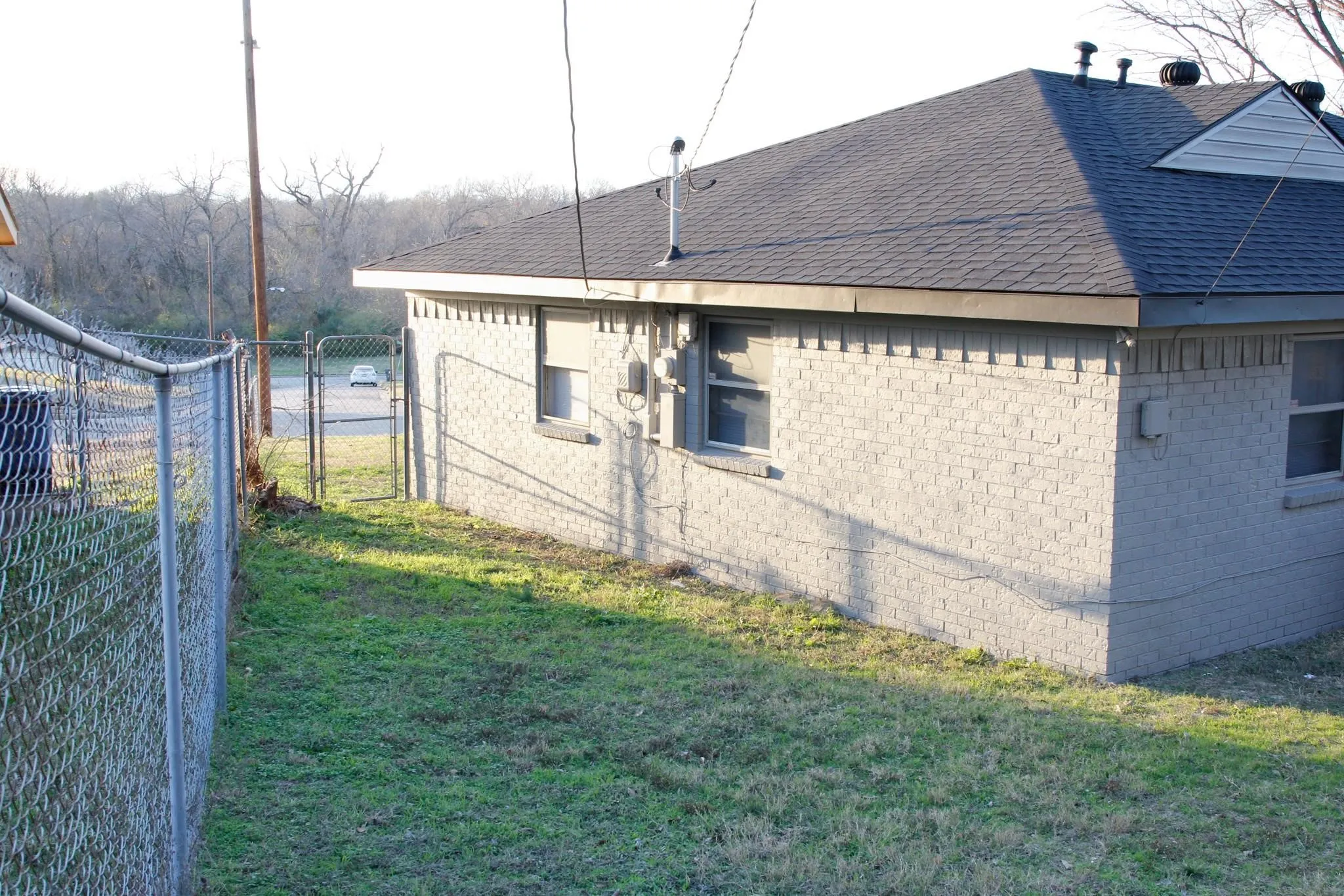 Single Family Residence For Rent in Dallas County , 3982 Granite Hill Drive, Dallas, Texas 75241, 3 Bedroom, 1 Bathroom, 1 Garage spaces, 1,011 Sqft, built in 1970, mls#21405933, Real Estate Agent in Dallas, Homes For Rent in Dallas county, Homes For Rent in Dallas, Realtor in Dallas Texas, Real Estate Brokerage Independent Realty Texas, Luminita Cordes Realtor