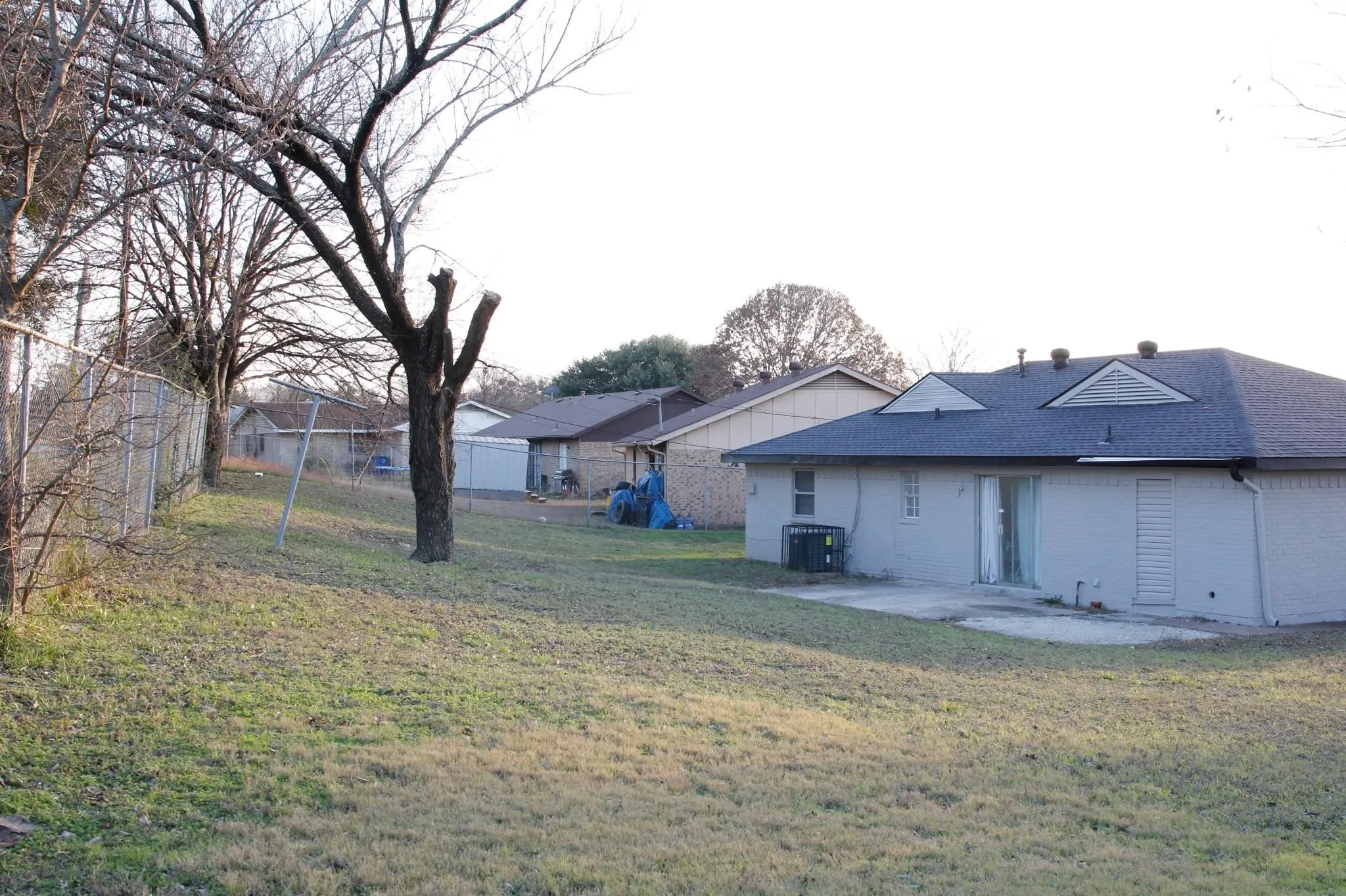 Single Family Residence For Rent in Dallas County , 3982 Granite Hill Drive, Dallas, Texas 75241, 3 Bedroom, 1 Bathroom, 1 Garage spaces, 1,011 Sqft, built in 1970, mls#21405933, Real Estate Agent in Dallas, Homes For Rent in Dallas county, Homes For Rent in Dallas, Realtor in Dallas Texas, Real Estate Brokerage Independent Realty Texas, Luminita Cordes Realtor