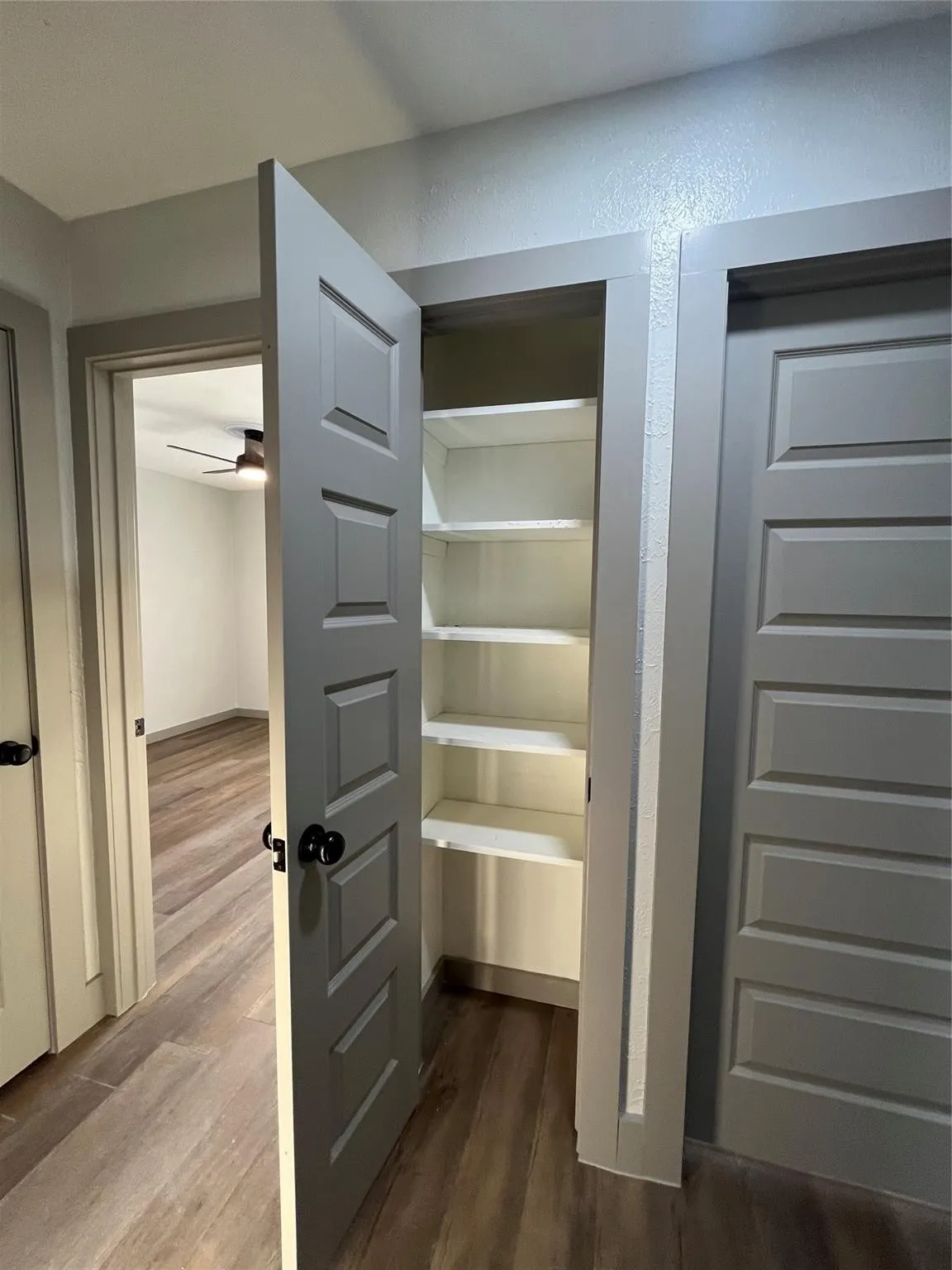Single Family Residence For Rent in Dallas County , 3982 Granite Hill Drive, Dallas, Texas 75241, 3 Bedroom, 1 Bathroom, 1 Garage spaces, 1,011 Sqft, built in 1970, mls#21405933, Real Estate Agent in Dallas, Homes For Rent in Dallas county, Homes For Rent in Dallas, Realtor in Dallas Texas, Real Estate Brokerage Independent Realty Texas, Luminita Cordes Realtor