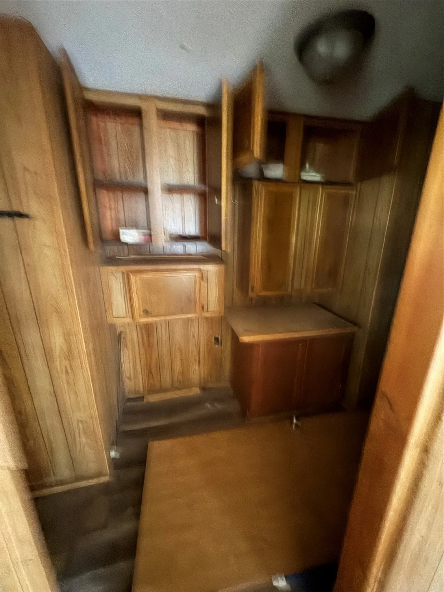 Mobile Home For Sale in Hood County , 6624 Dayla Court, Granbury, Texas 76049, 2 Bedroom, 2 Bathroom, Garage spaces, 1,056 Sqft, built in 1984, mls#21404142, Real Estate Agent in Granbury, Homes For Sale in Hood county, Homes For Sale in Granbury, Realtor in Granbury Texas, Real Estate Brokerage Independent Realty Texas, Luminita Cordes Realtor