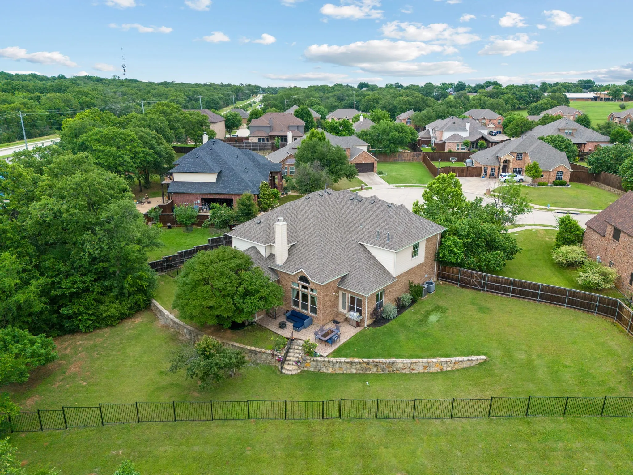Single Family Residence For Rent in Denton County , 2703 Pottery Trail, Corinth, Texas 76210, 6 Bedroom, 4 Bathroom, 3 Garage spaces, 4,239 Sqft, built in 2005, mls#21405723, Real Estate Agent in Corinth, Homes For Rent in Denton county, Homes For Rent in Corinth, Realtor in Corinth Texas, Real Estate Brokerage Independent Realty Texas, Luminita Cordes Realtor