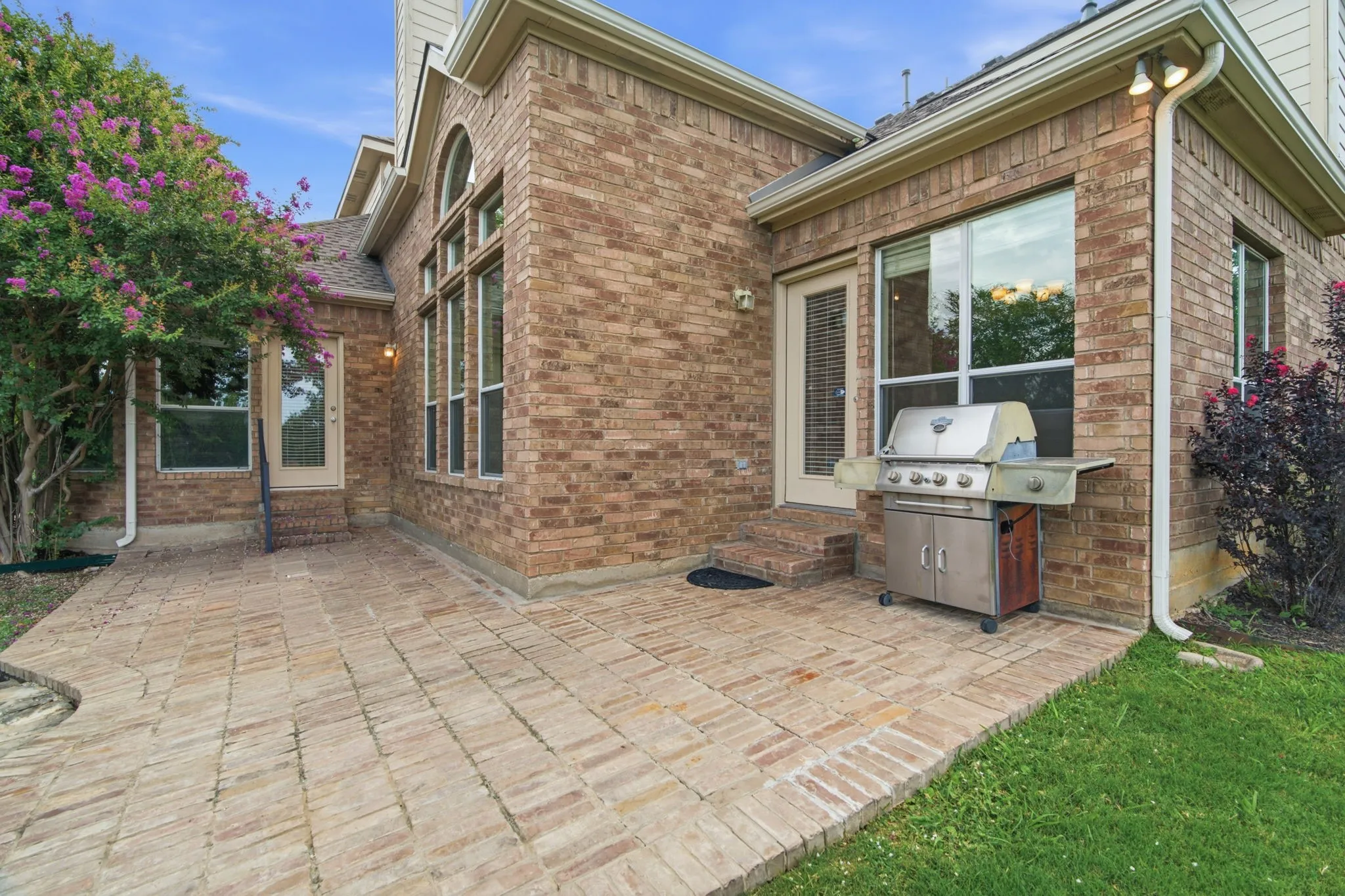 Single Family Residence For Rent in Denton County , 2703 Pottery Trail, Corinth, Texas 76210, 6 Bedroom, 4 Bathroom, 3 Garage spaces, 4,239 Sqft, built in 2005, mls#21405723, Real Estate Agent in Corinth, Homes For Rent in Denton county, Homes For Rent in Corinth, Realtor in Corinth Texas, Real Estate Brokerage Independent Realty Texas, Luminita Cordes Realtor