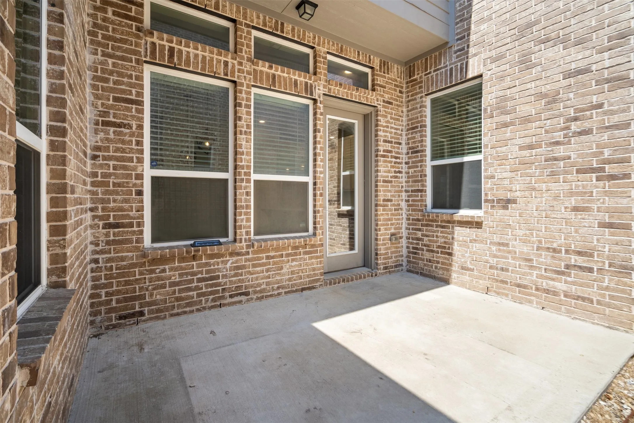 Single Family Residence For Rent in Collin County , 8091 Sunflower Lane, Dallas, Texas 75252, 4 Bedroom, 4 Bathroom, 2 Garage spaces, 3,091 Sqft, built in 2017, mls#21405957, Real Estate Agent in Dallas, Homes For Rent in Collin county, Homes For Rent in Dallas, Realtor in Dallas Texas, Real Estate Brokerage Independent Realty Texas, Luminita Cordes Realtor